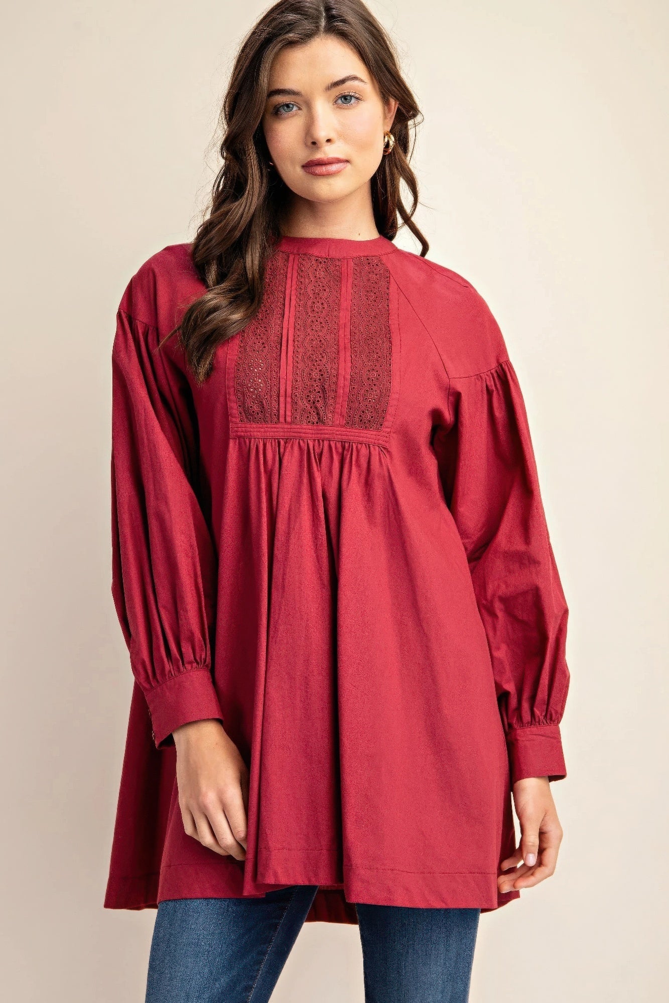 Long sleeve mini dress with lace detail - Wear Arielle