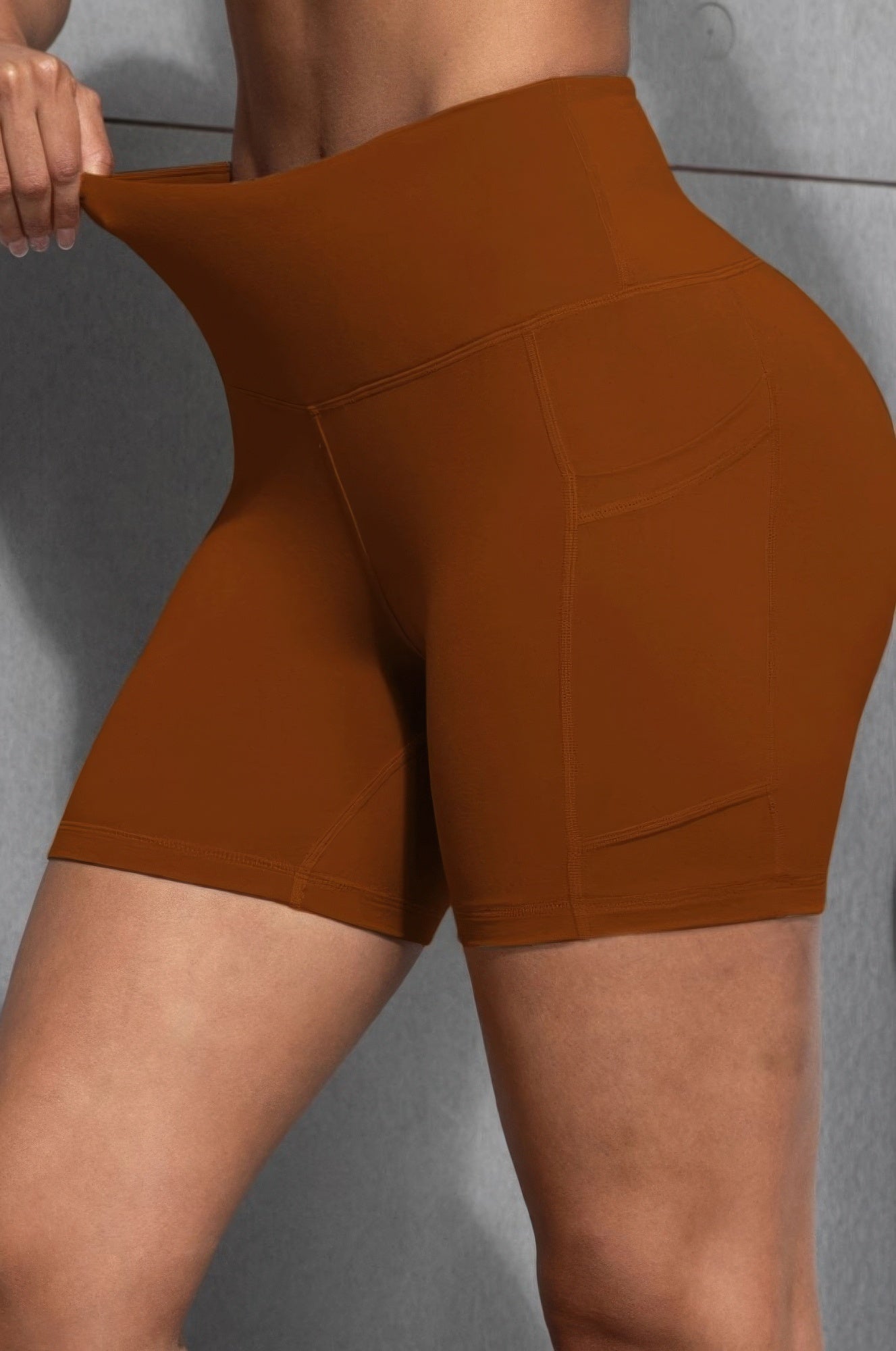 Sports Yoga Shorts With Pockets brown - Wear Arielle