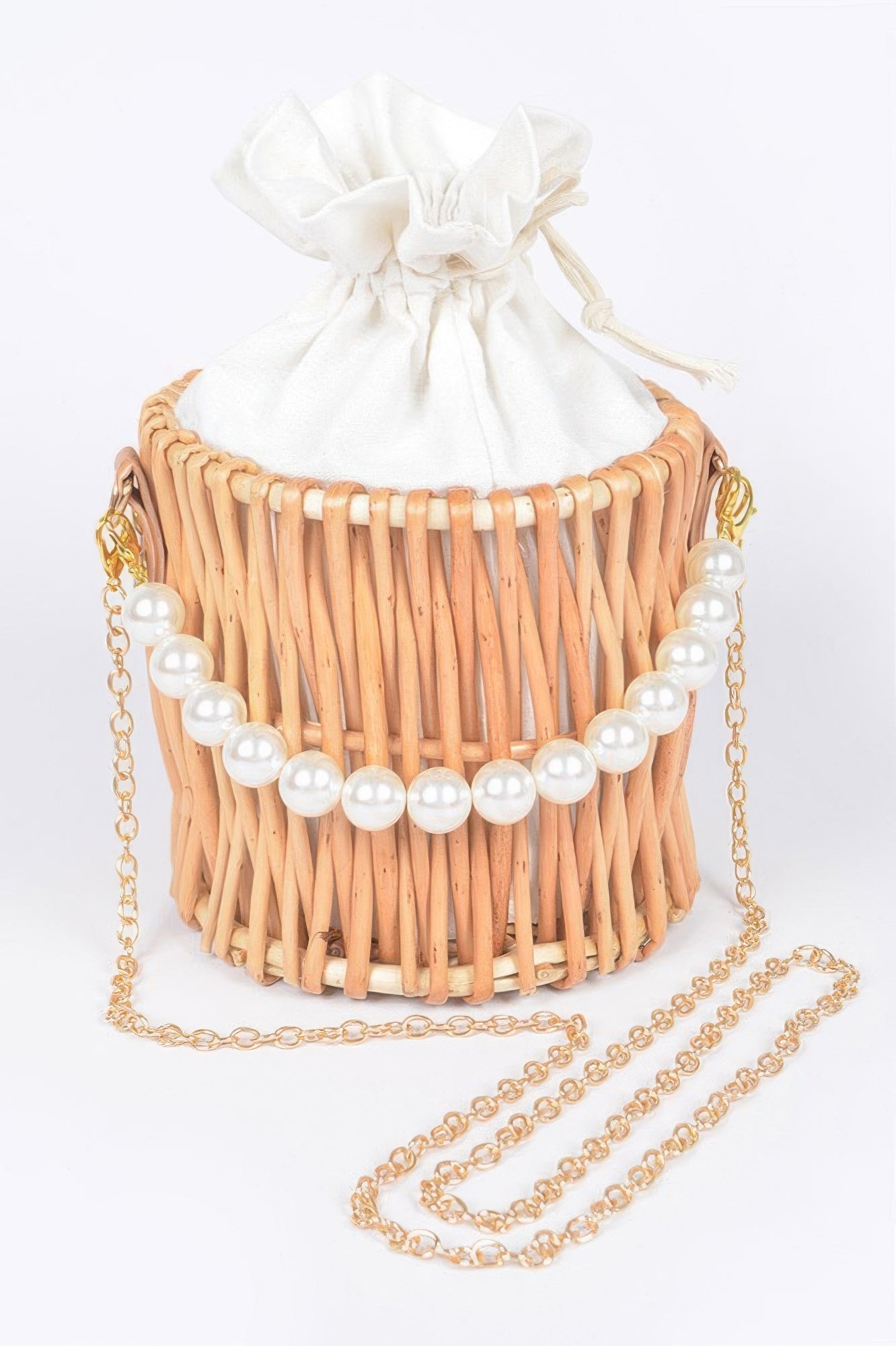Bamboo Clutch W Faux Pearl Handle - Wear Arielle