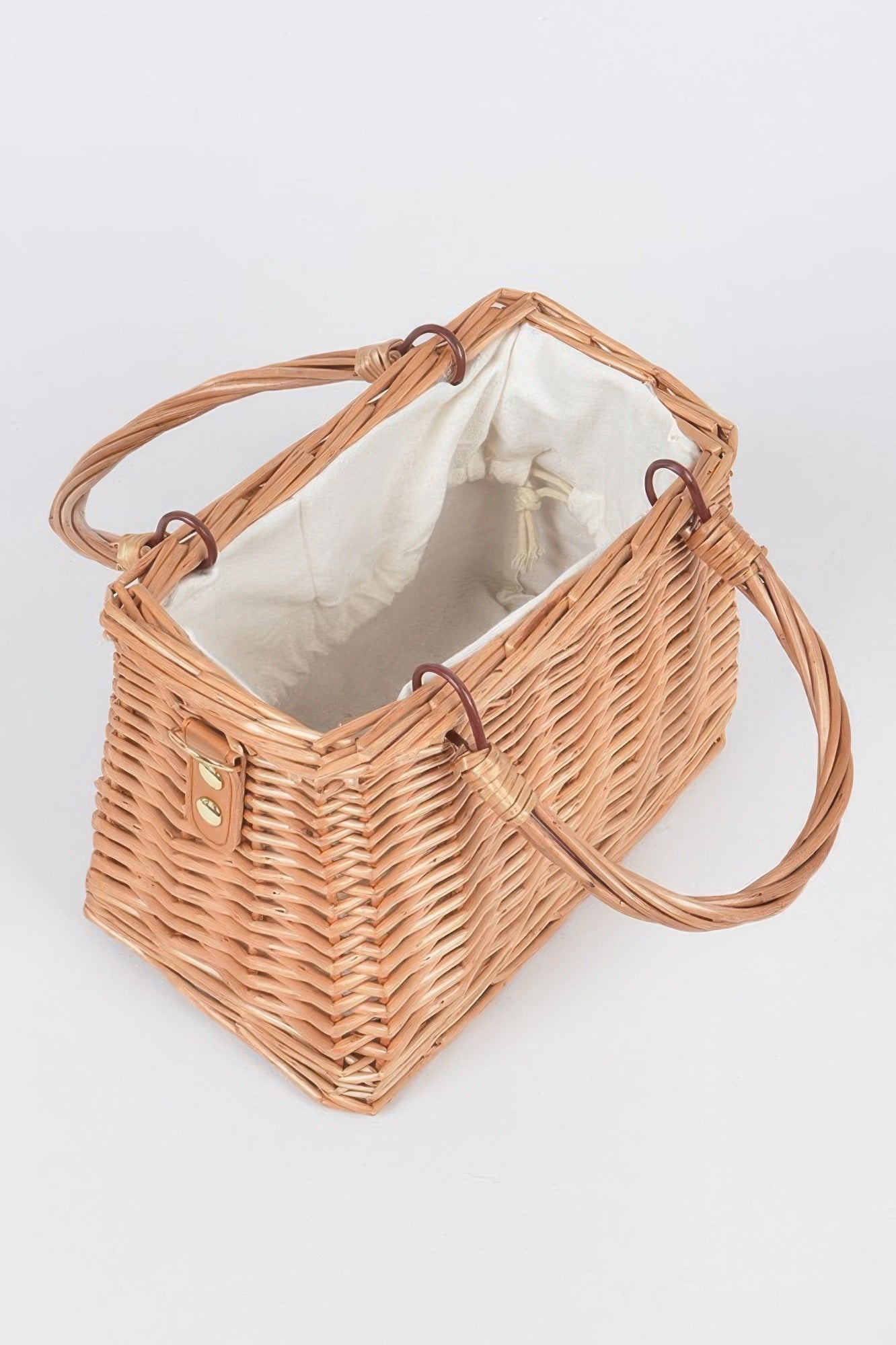 Bamboo Clutch W Faux Pearl Strap - Wear Arielle