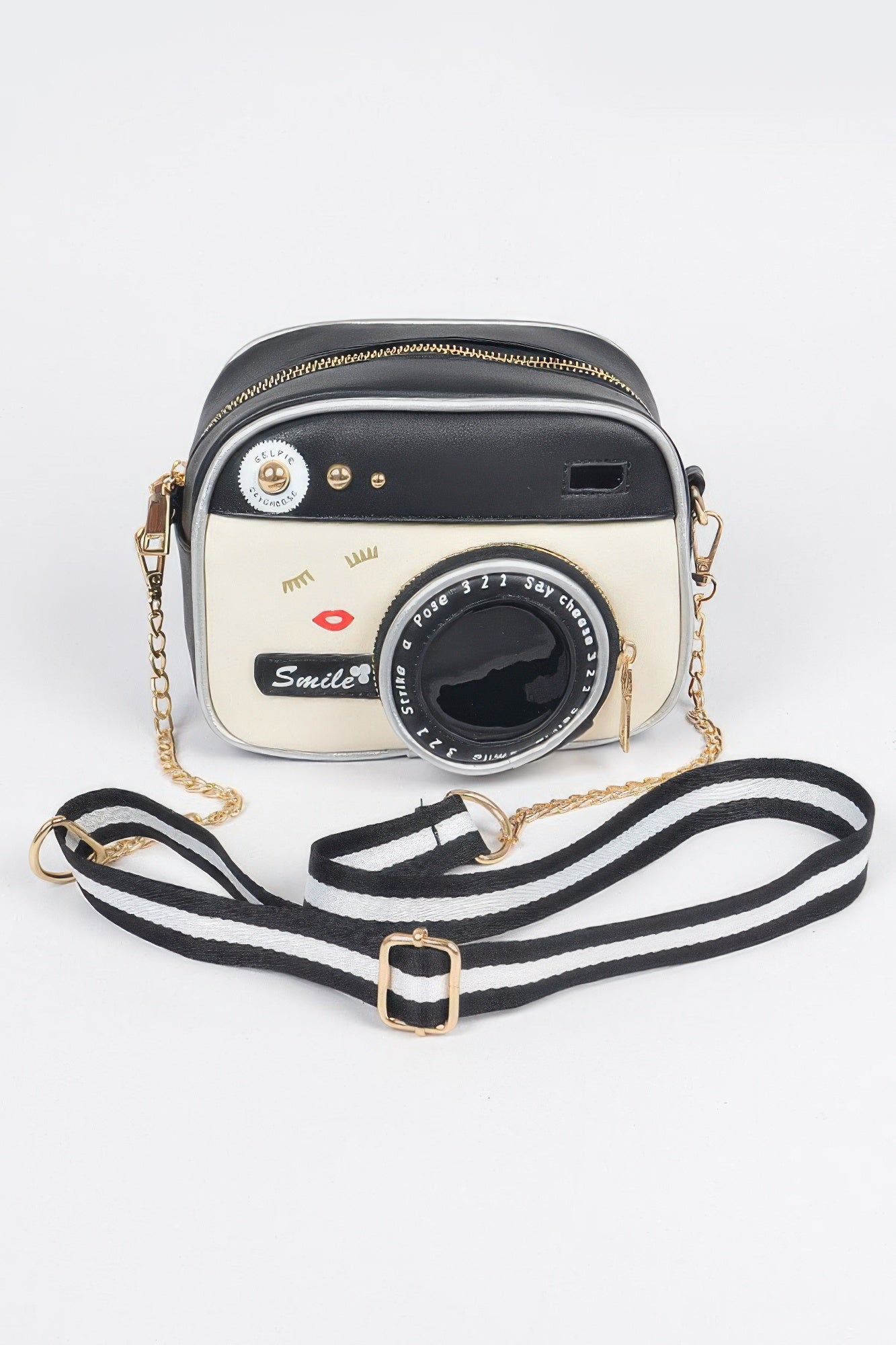 Camera Inspired Clutch - Wear Arielle