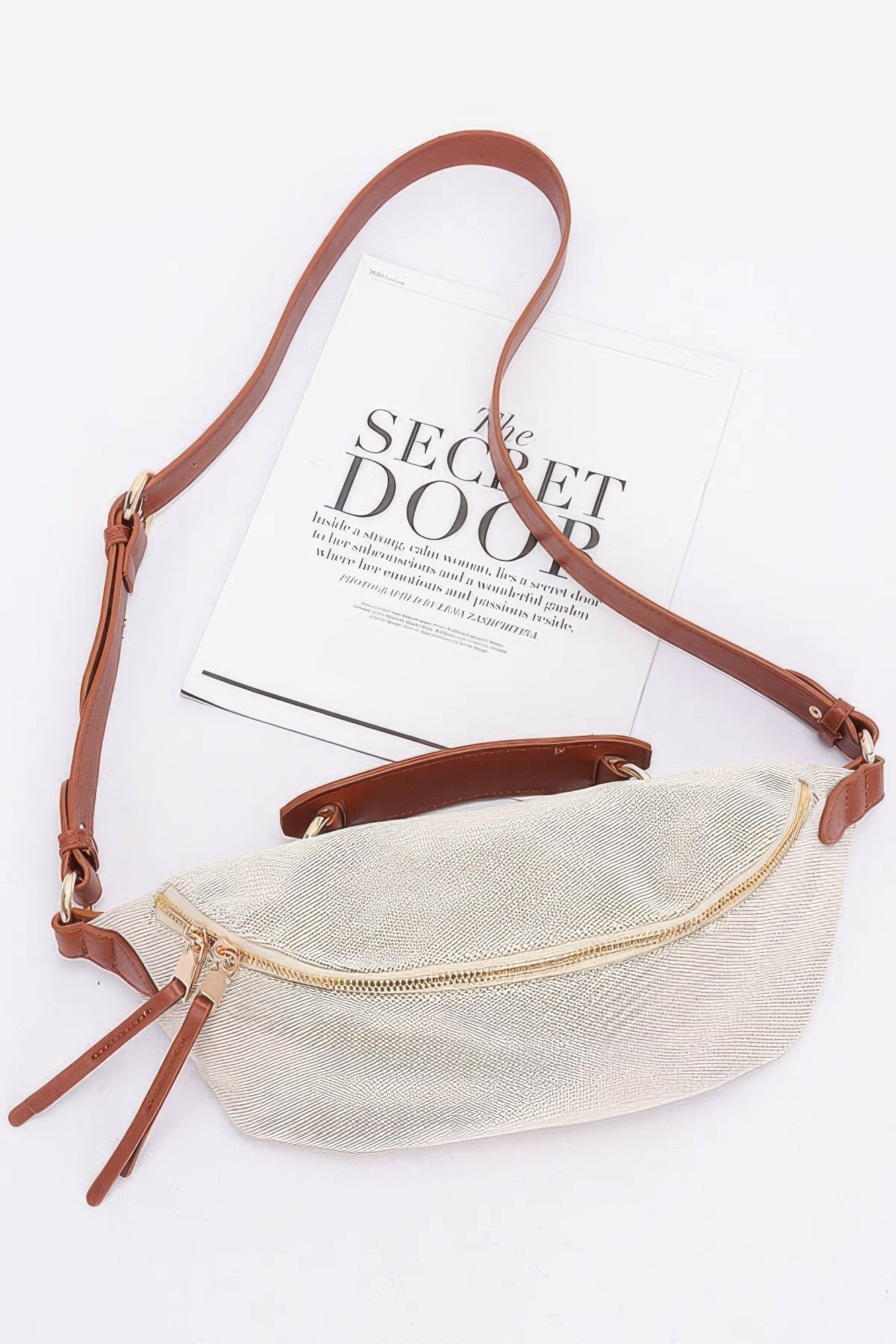 Canvas Crossbody Bag - Wear Arielle