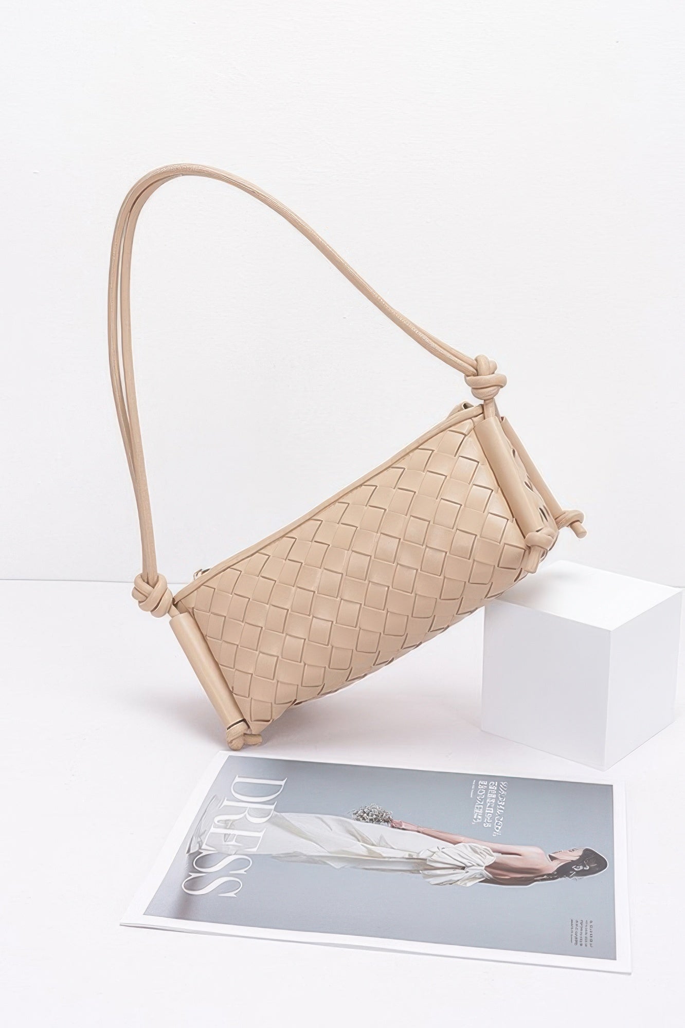 Chic Weave Clutch - Wear Arielle