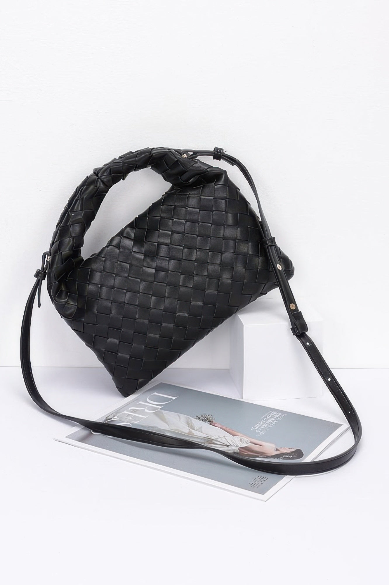 Chic Weave Set Clutch - Wear Arielle