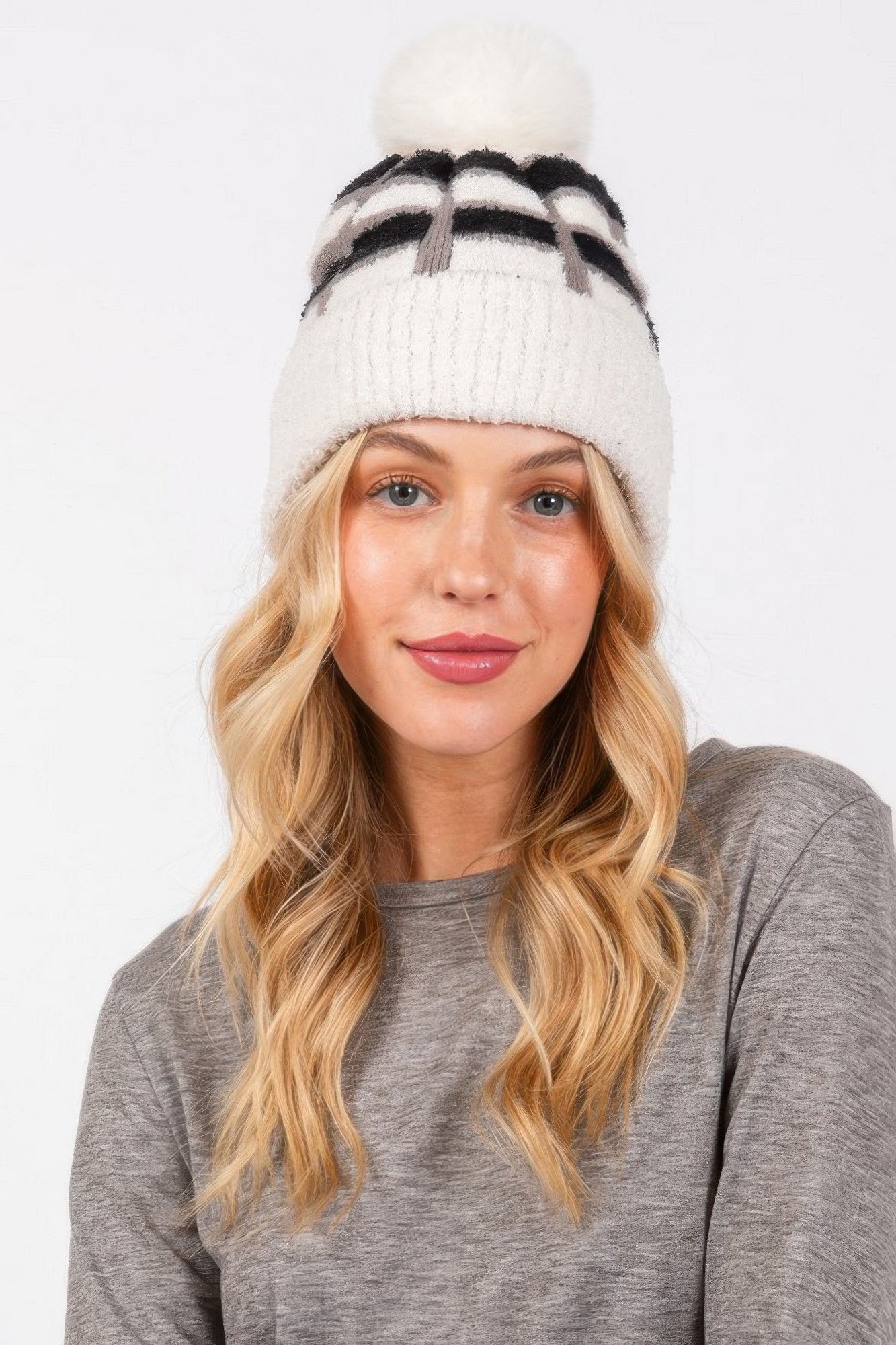 Cozy Color Blocked Pom Pom Beanie - Wear Arielle
