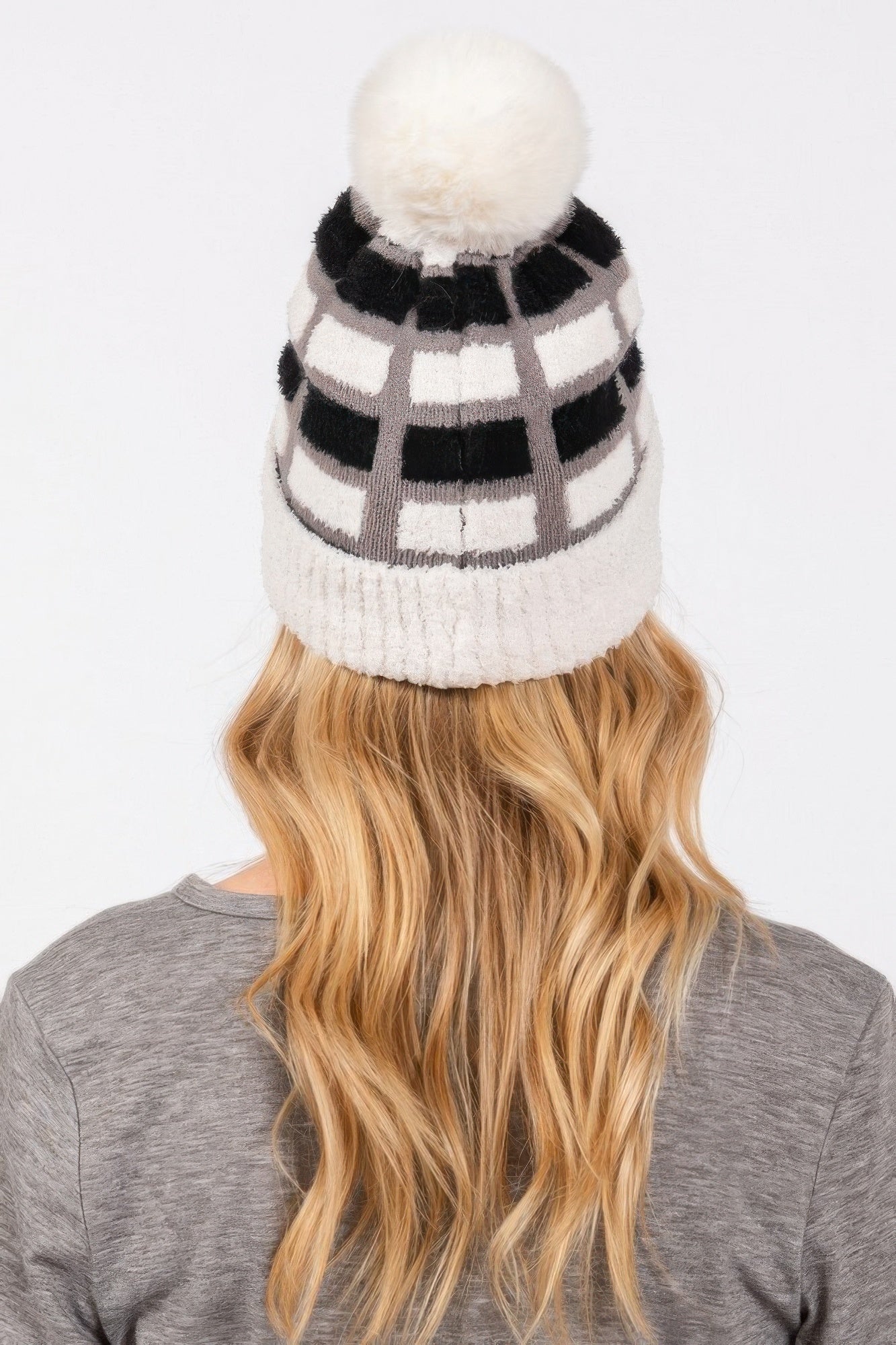 Cozy Color Blocked Pom Pom Beanie - Wear Arielle