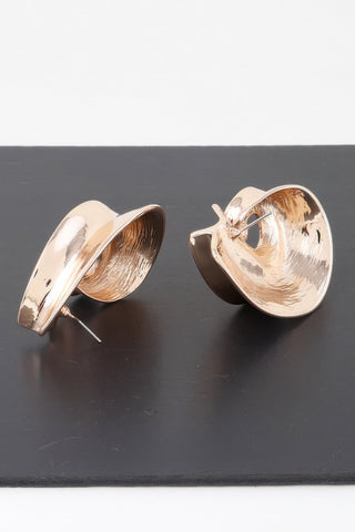 Dazzling Conch Shell Earrings - Wear Arielle