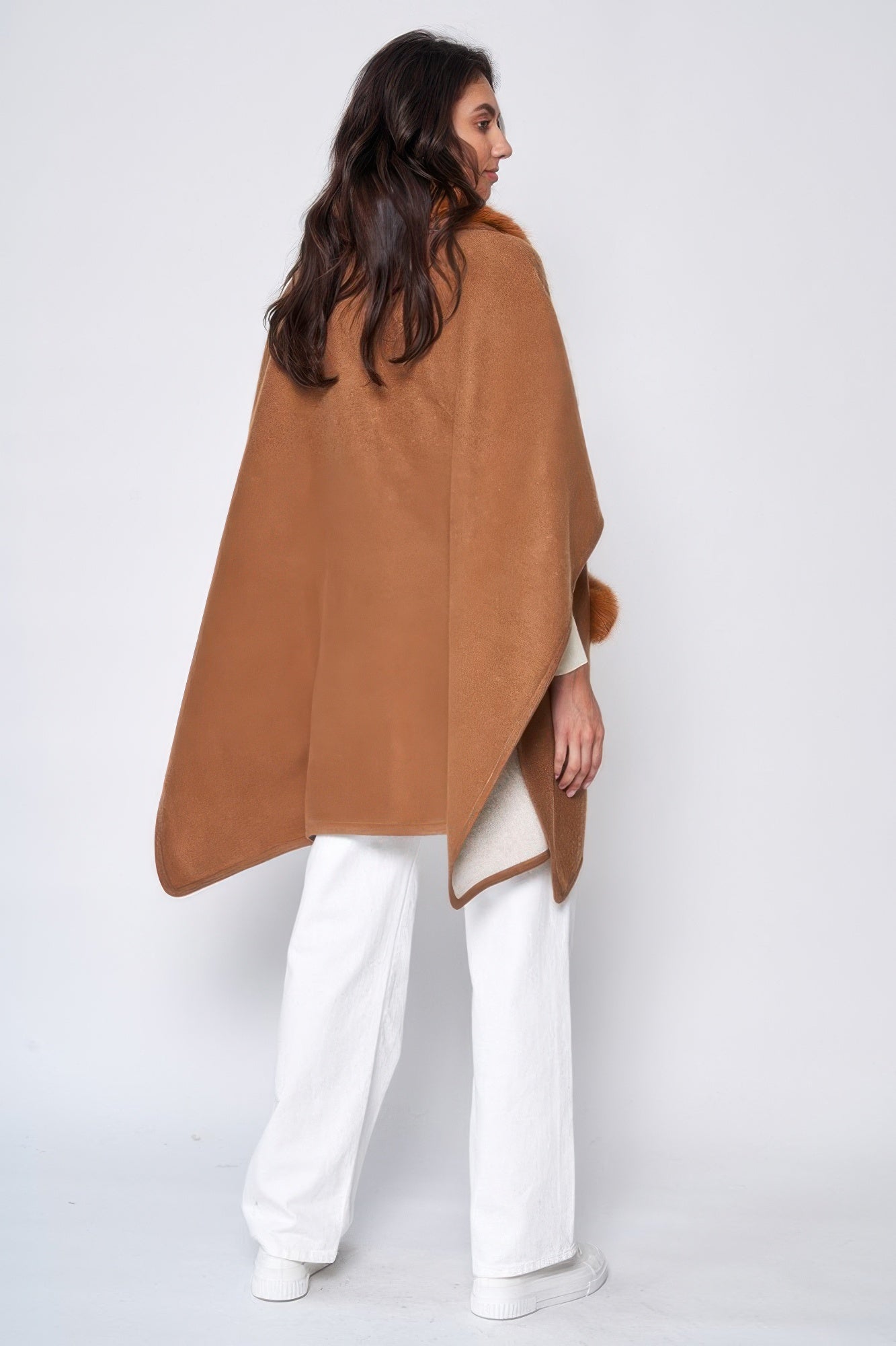 Faux Fur Collar Kimono One size - Wear Arielle