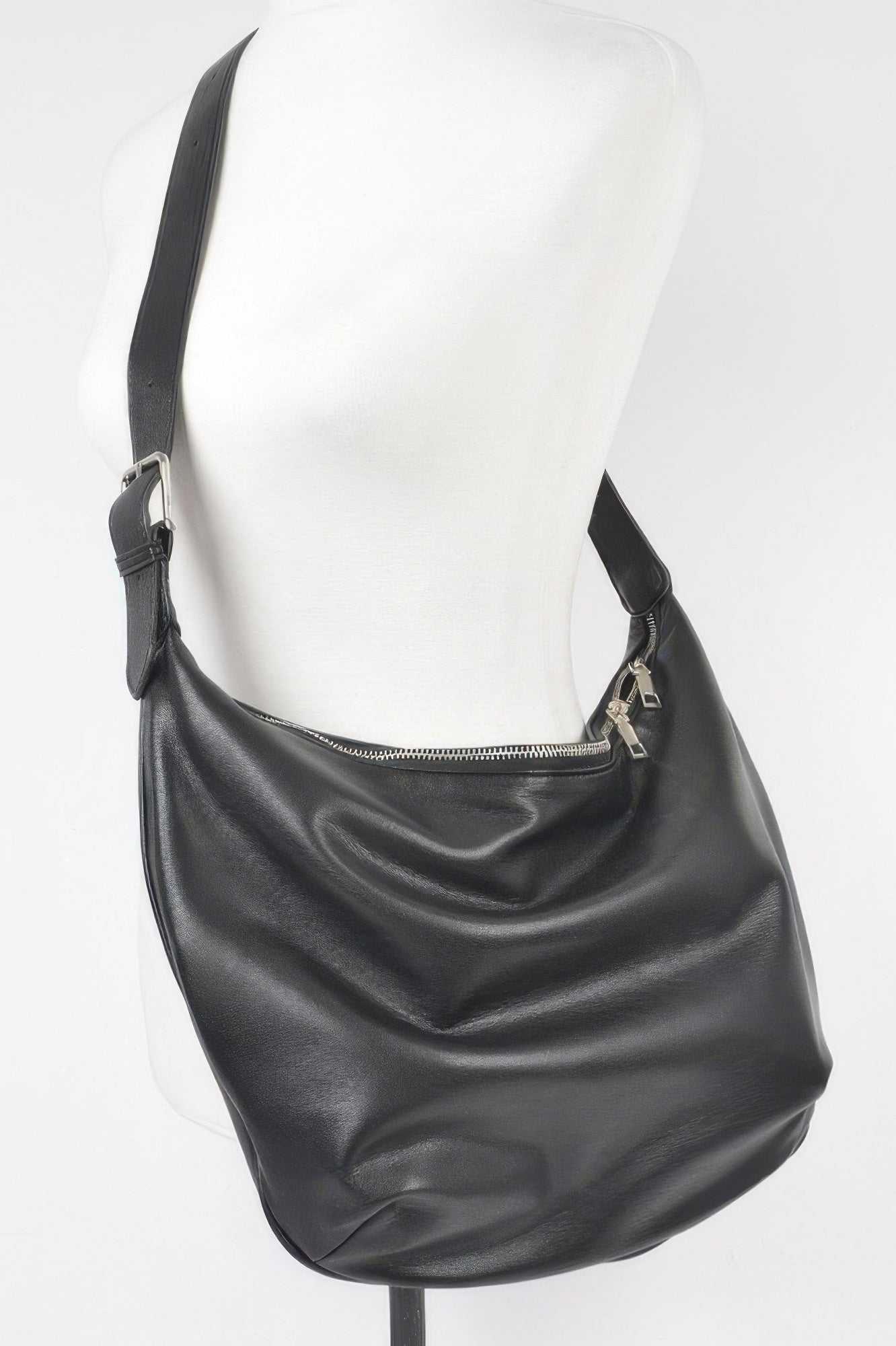 Faux Leather Old Money Look Shoulder Bag - Wear Arielle