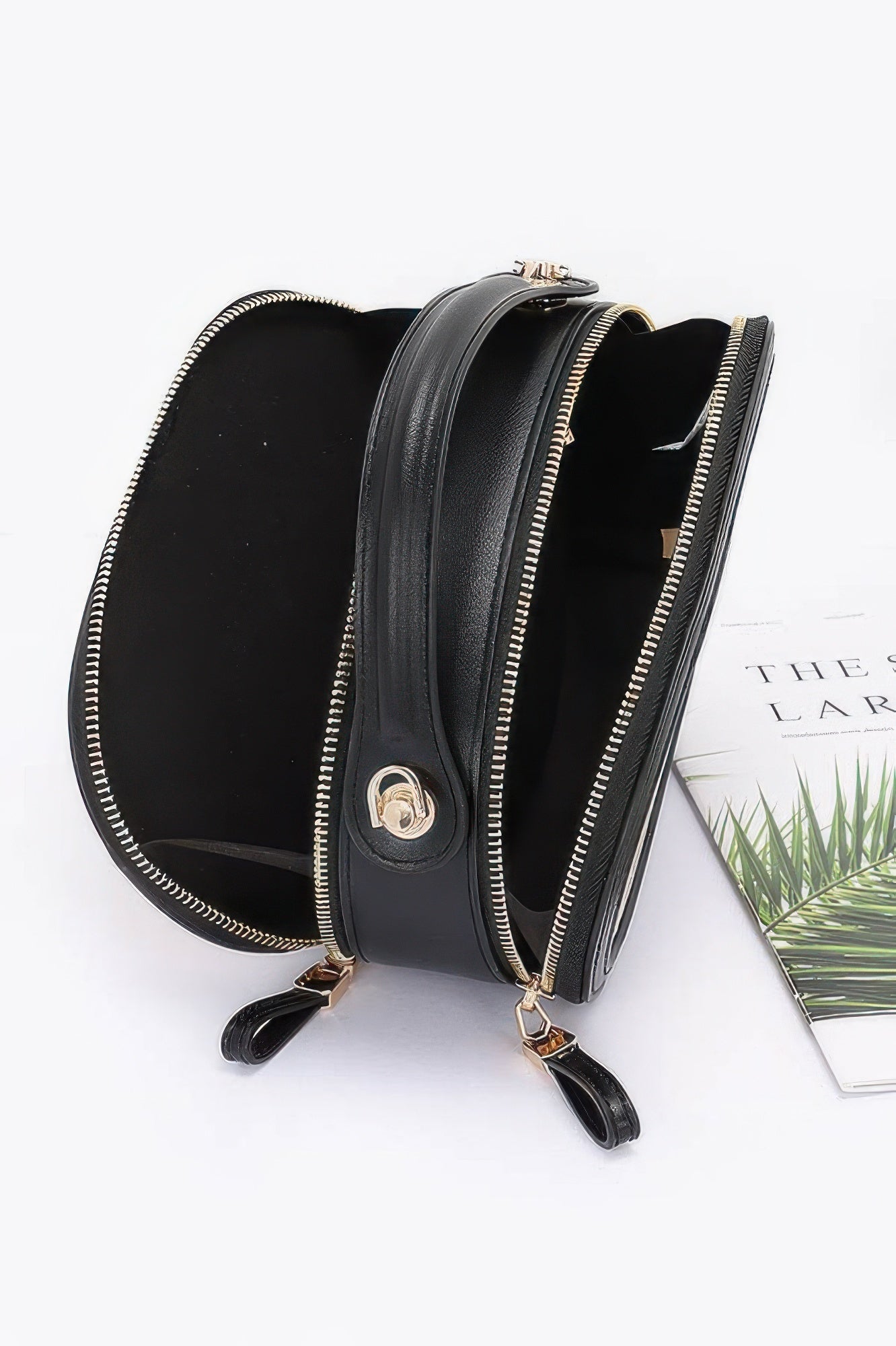 Faux Straw Bowling Bag - Wear Arielle