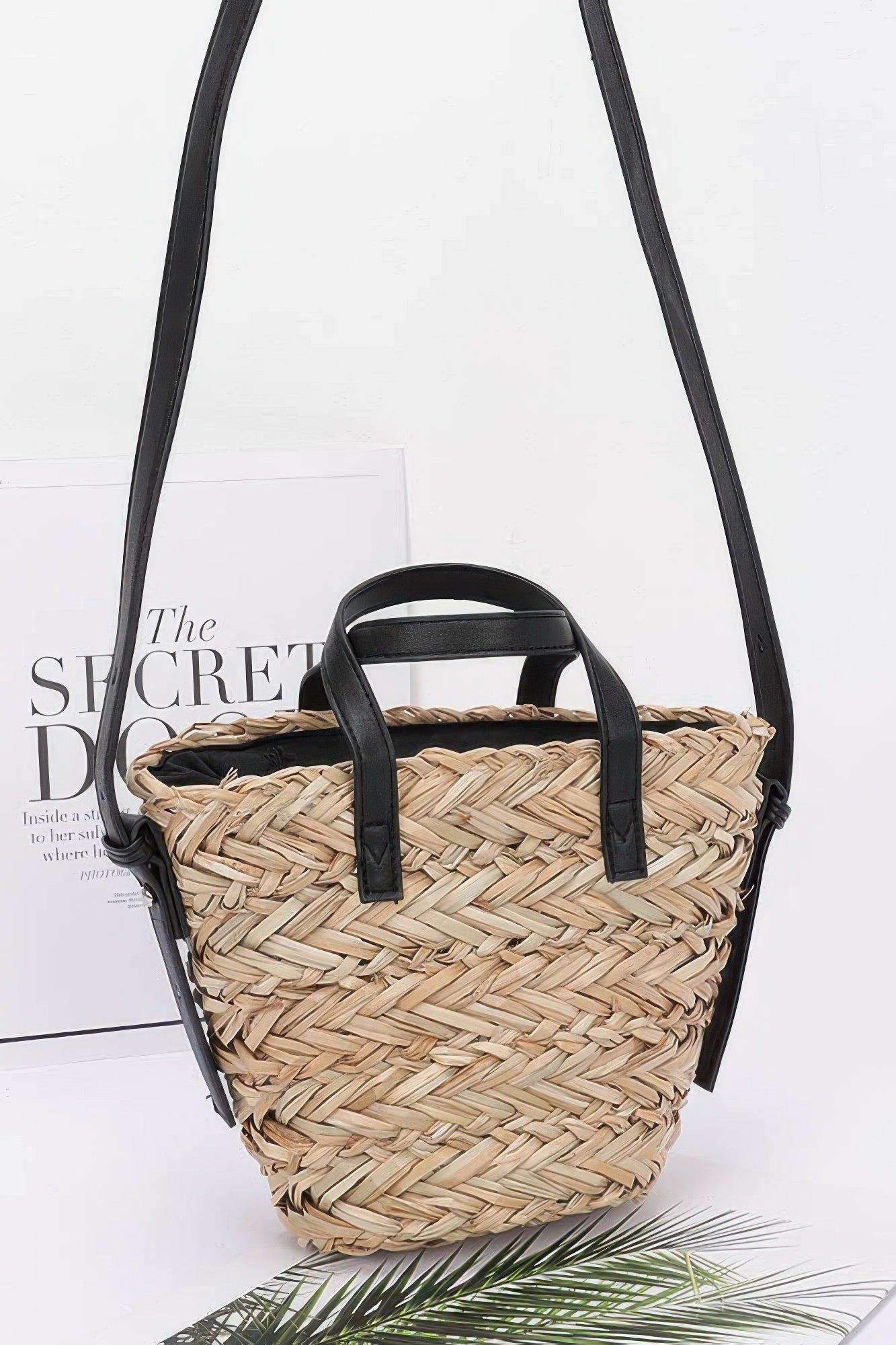 Faux Straw Small Tote Bag - Wear Arielle