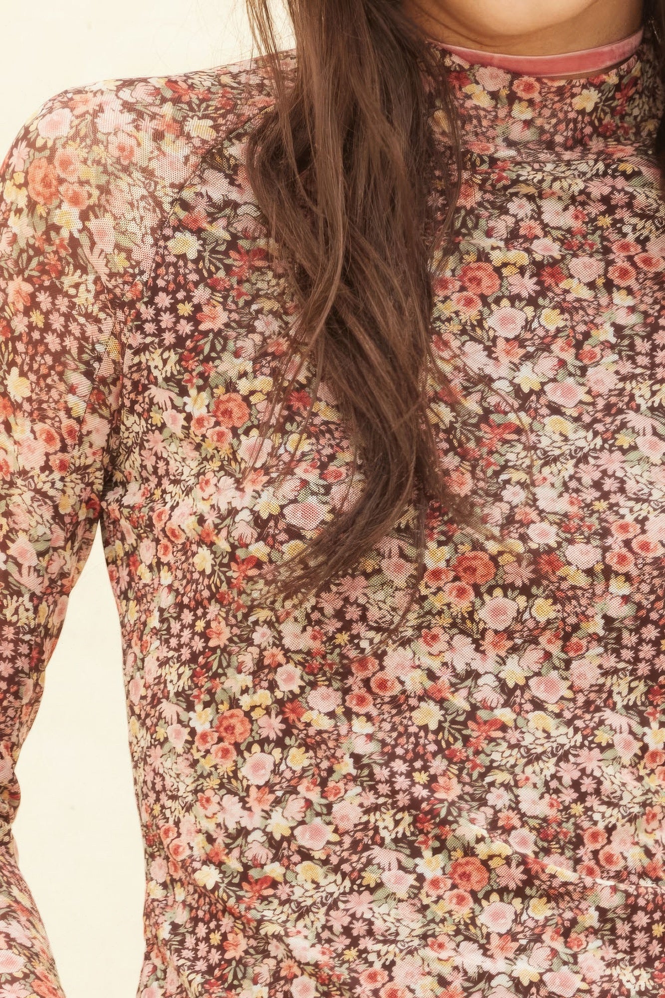 Floral - print Mesh Cropped Mock - neckthumbhole Top - Wear Arielle
