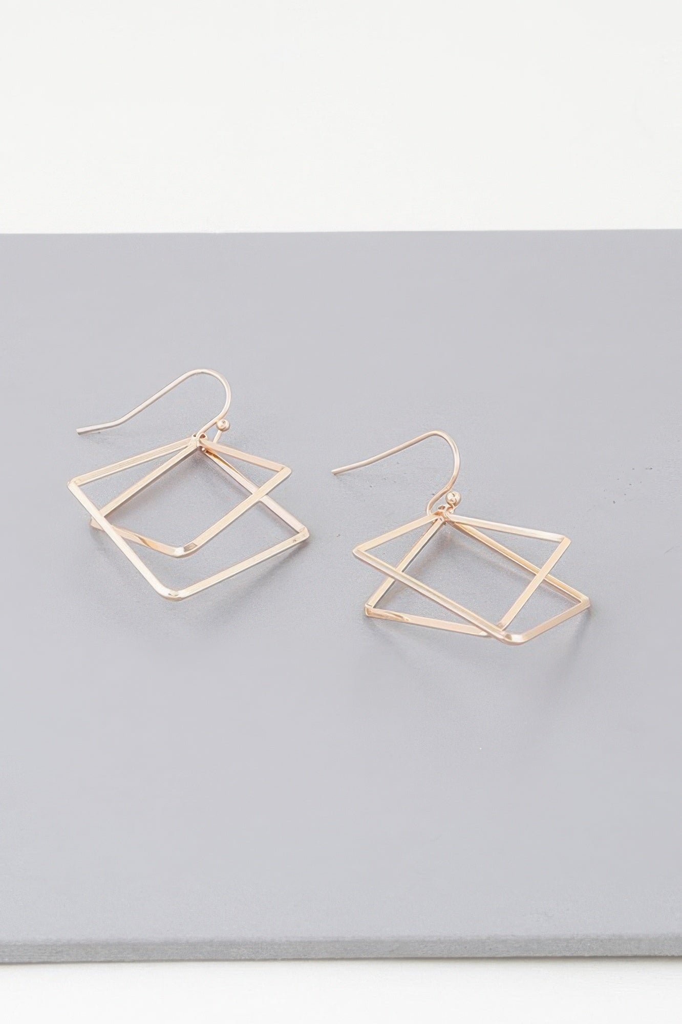 Geometric Elegance Earrings - Wear Arielle