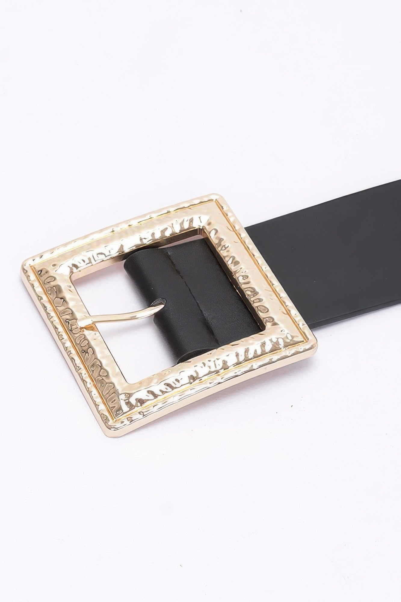 Hammered Metal Buckle Stretch Belt - Wear Arielle