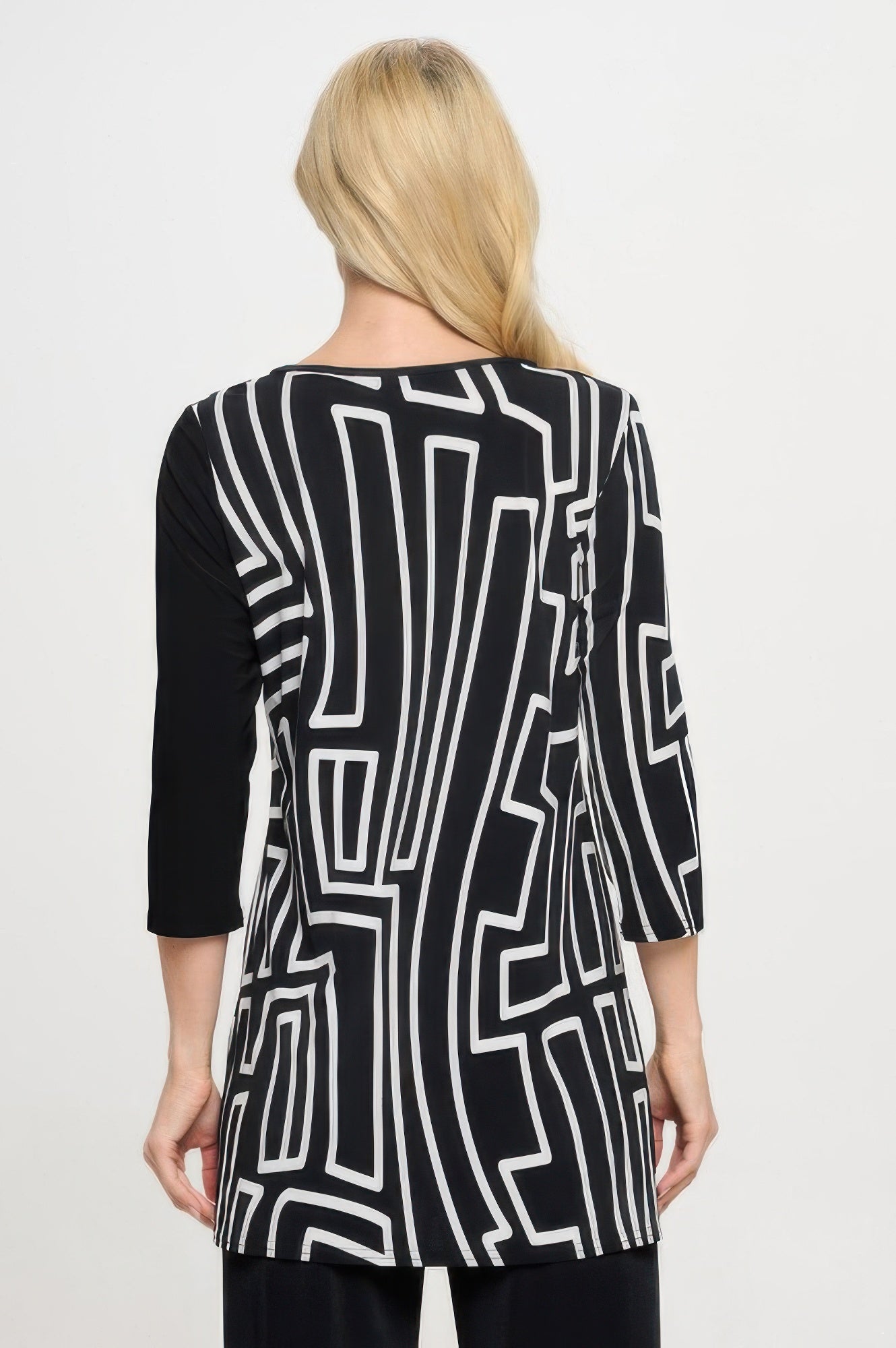 Hit Contrast V - neck Tunic Top - Wear Arielle