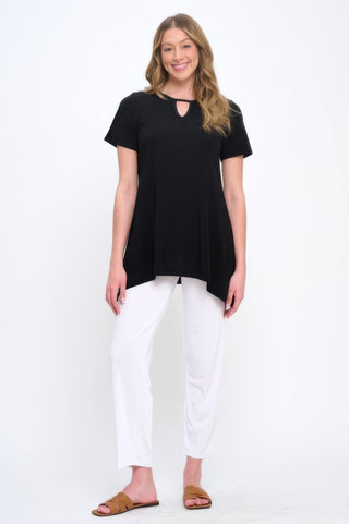 Hit Key Hole Sharkbite Hem Top - Wear Arielle