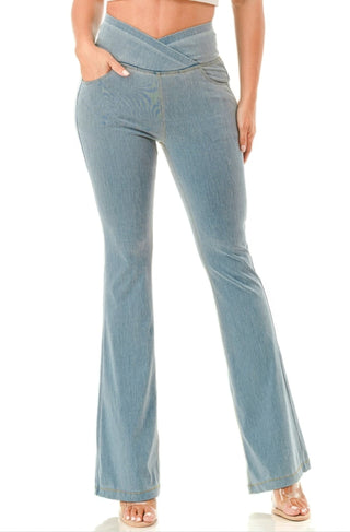Light Weight Flare Jeans - Wear Arielle