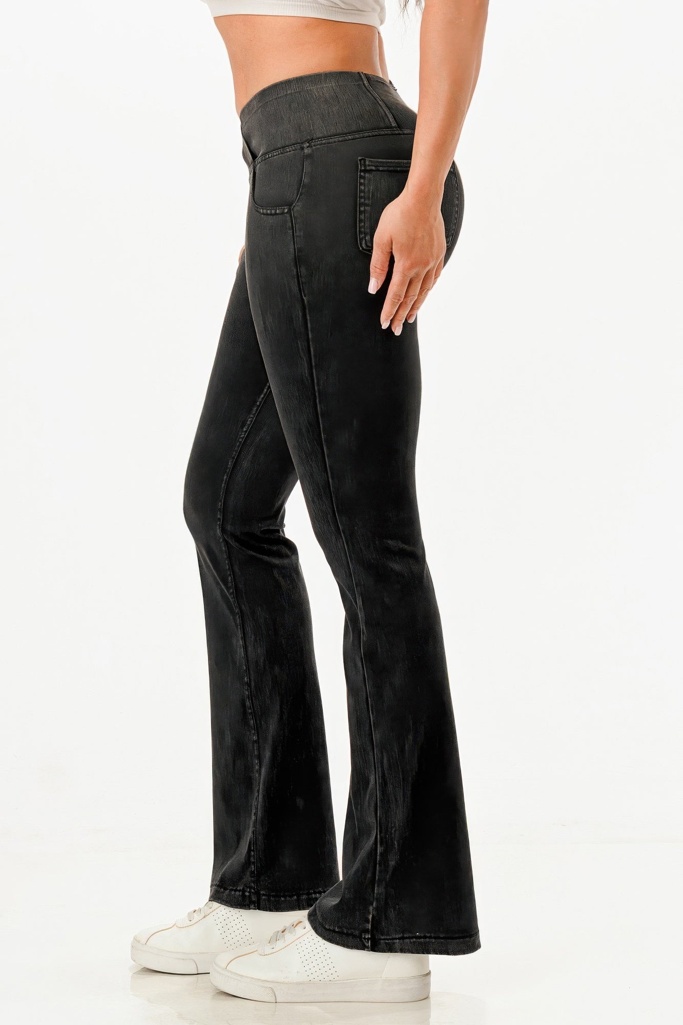 Light Weight Flare Jeans - Wear Arielle