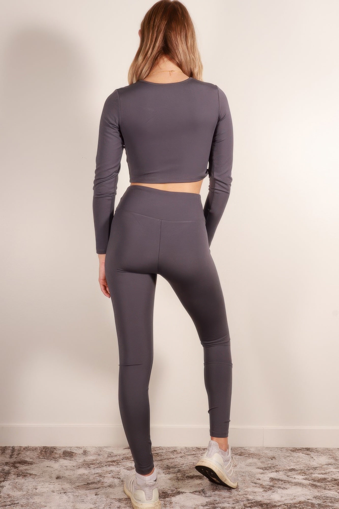 Long Sleeve Crop Top & High Waist Leggings Activewear Set - Wear Arielle