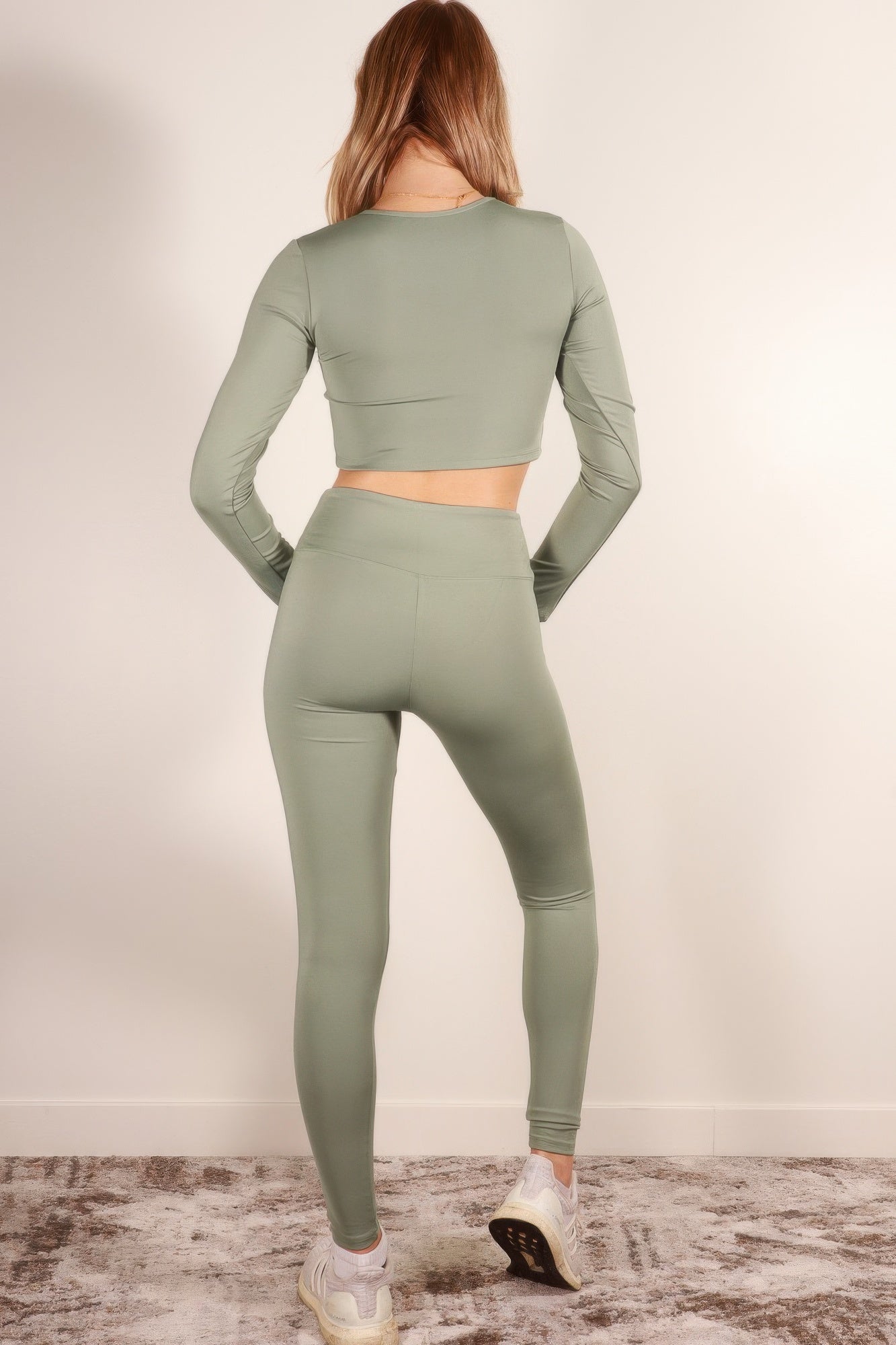 Long Sleeve Crop Top & High Waist Leggings Activewear Set - Wear Arielle