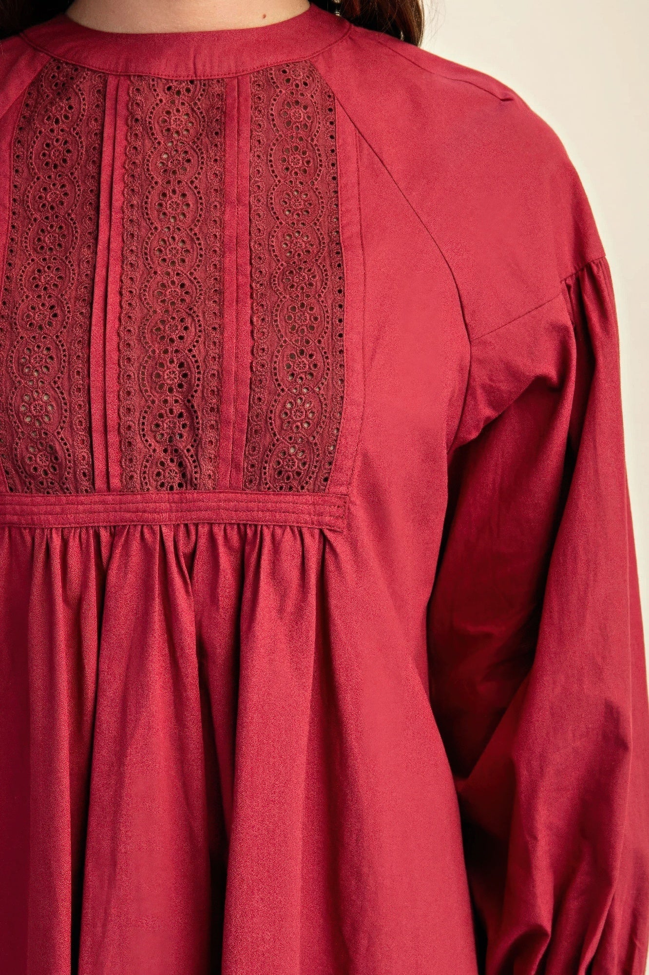 Long sleeve mini dress with lace detail - Wear Arielle