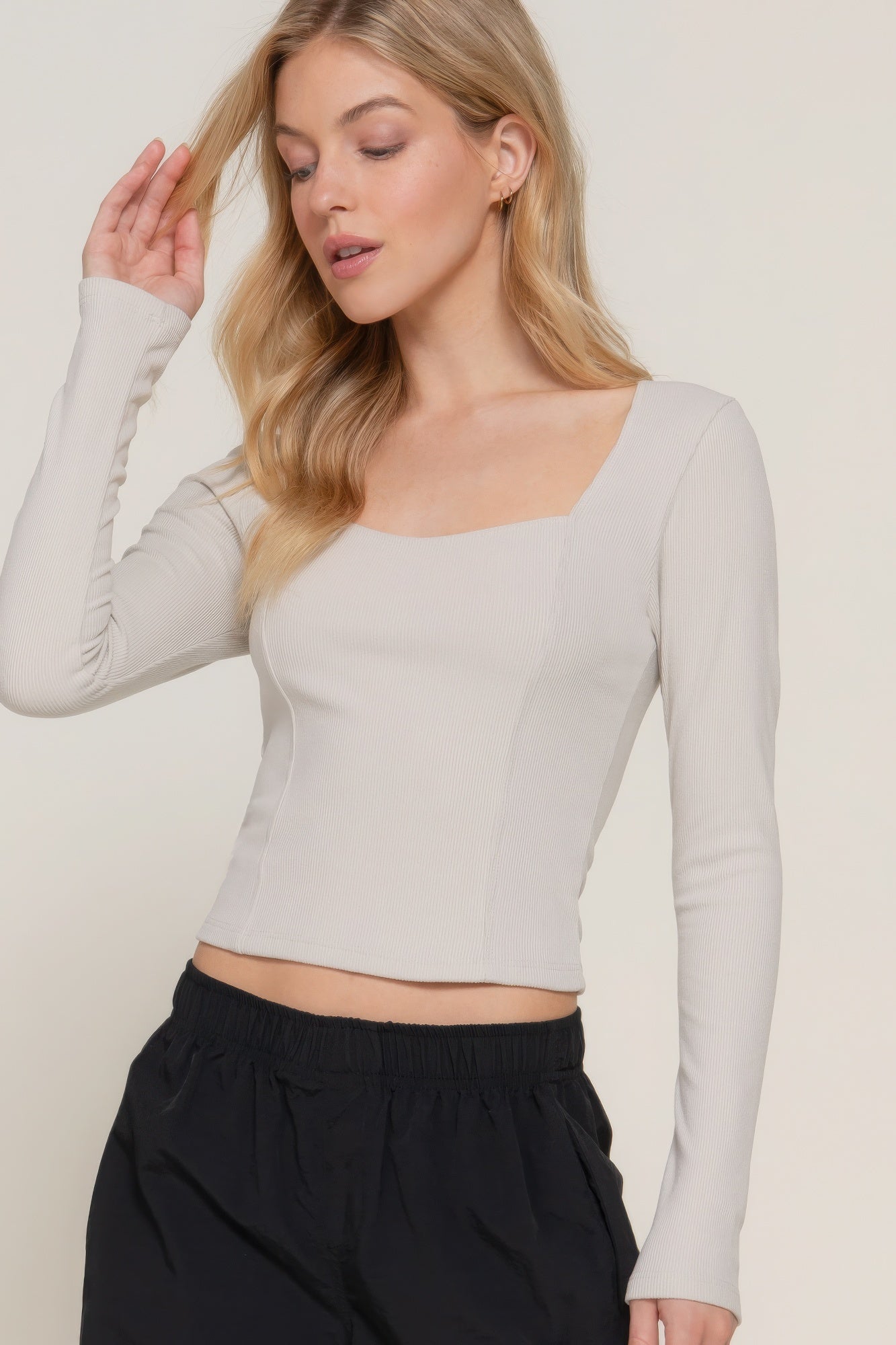 Long slv sweetheart neck seam detail knit top - Wear Arielle