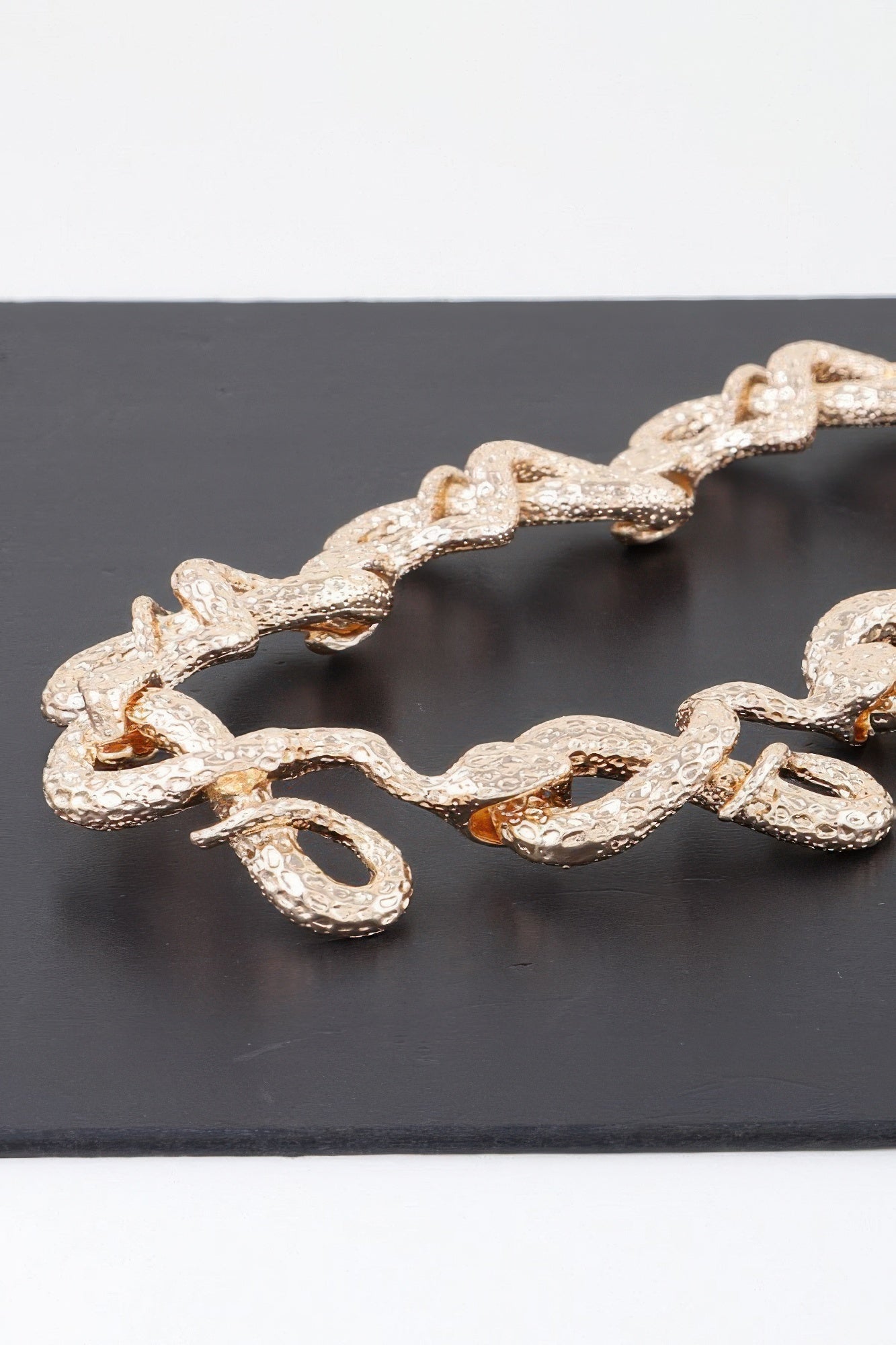 Luxury Snake Loop Necklace - Wear Arielle
