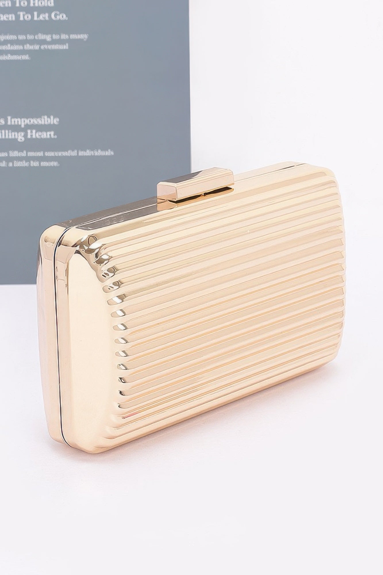 Metal Case Clutch - Wear Arielle