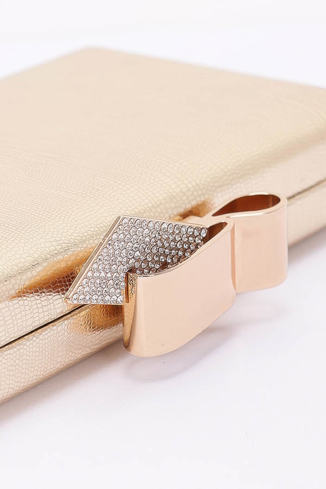 Metal Ribbon Top Case Clutch - Wear Arielle