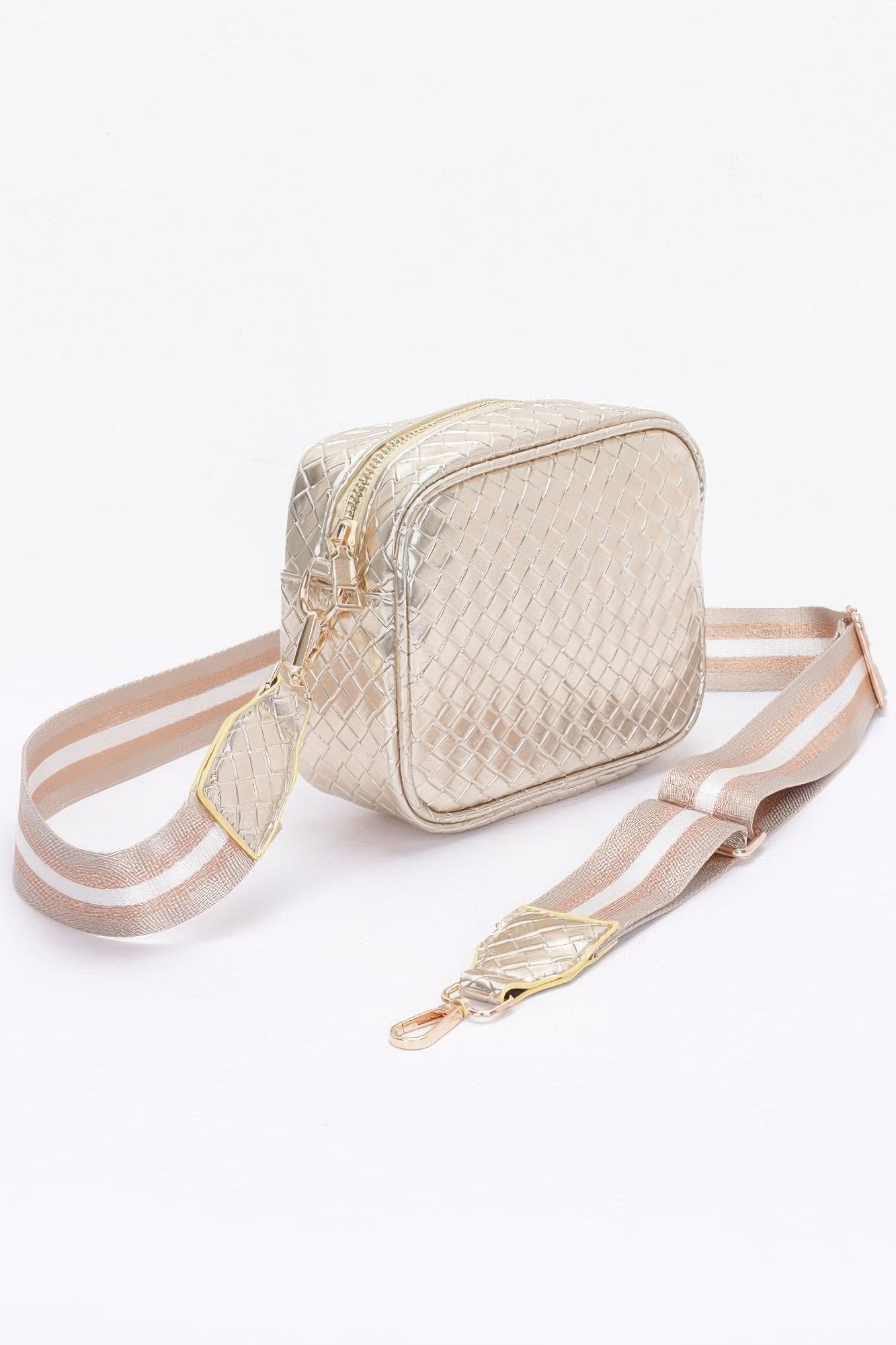 Metallic Embossed Faux Leather Camera Bag W/strap - Wear Arielle