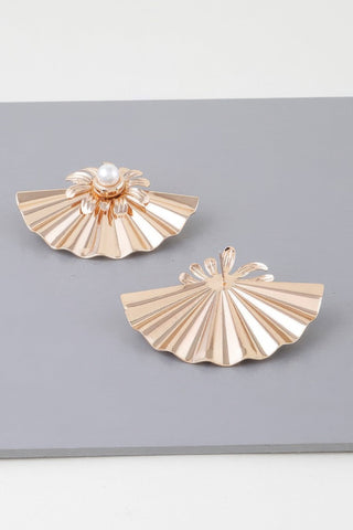 Pearl Fan - shaped Earrings - Wear Arielle