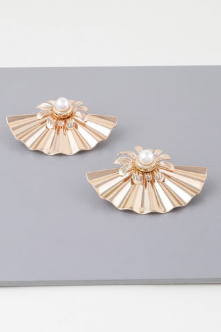 Pearl Fan - shaped Earrings - Wear Arielle