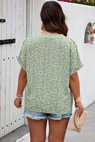 Plus Floral Print V Neck Short Sleeve Loose Blouse - Wear Arielle