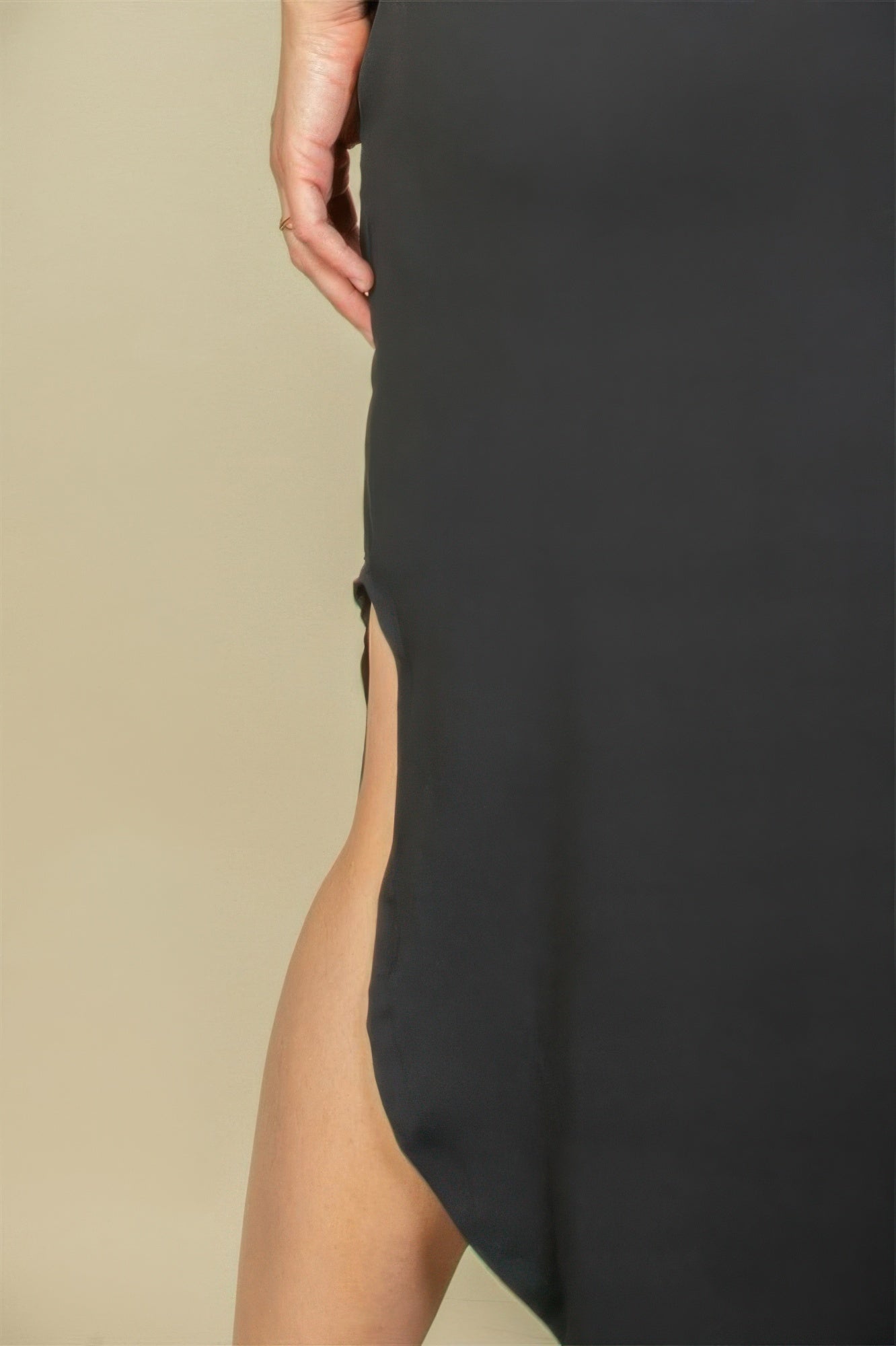 Plus Size Hidden Pocket Batwing Sleeve V Neck Long Dress - Wear Arielle