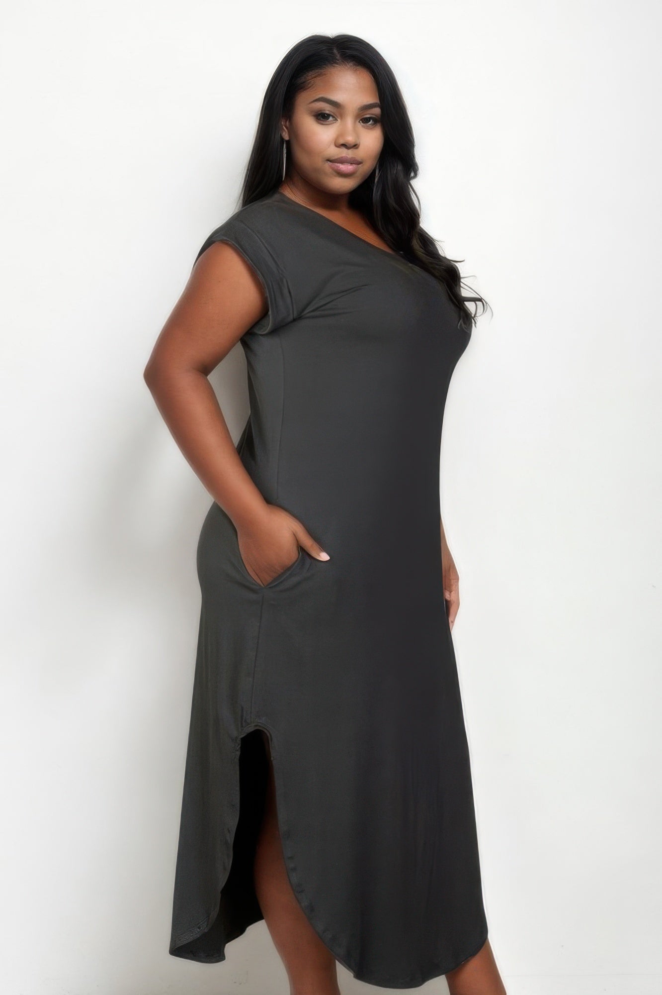 Plus Size Hidden Pocket Batwing Sleeve V Neck Long Dress - Wear Arielle