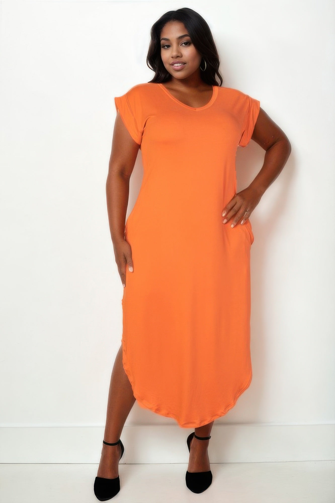 Plus Size Hidden Pocket Batwing Sleeve V Neck Long Dress - Wear Arielle