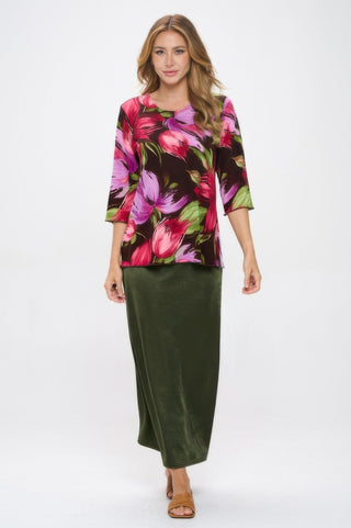 Plus Size Round Neckline Quarter Sleeve Top - Wear Arielle