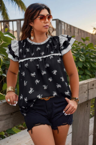 Plus Size Ruffle Hem Random Print Loose Shirt - Wear Arielle