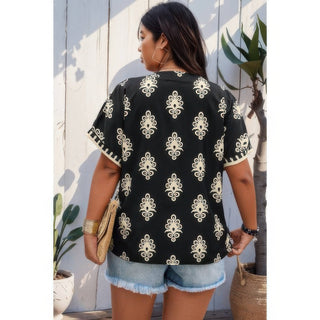Plus Size Short Sleeve V Neck Printed Blouse - Wear Arielle