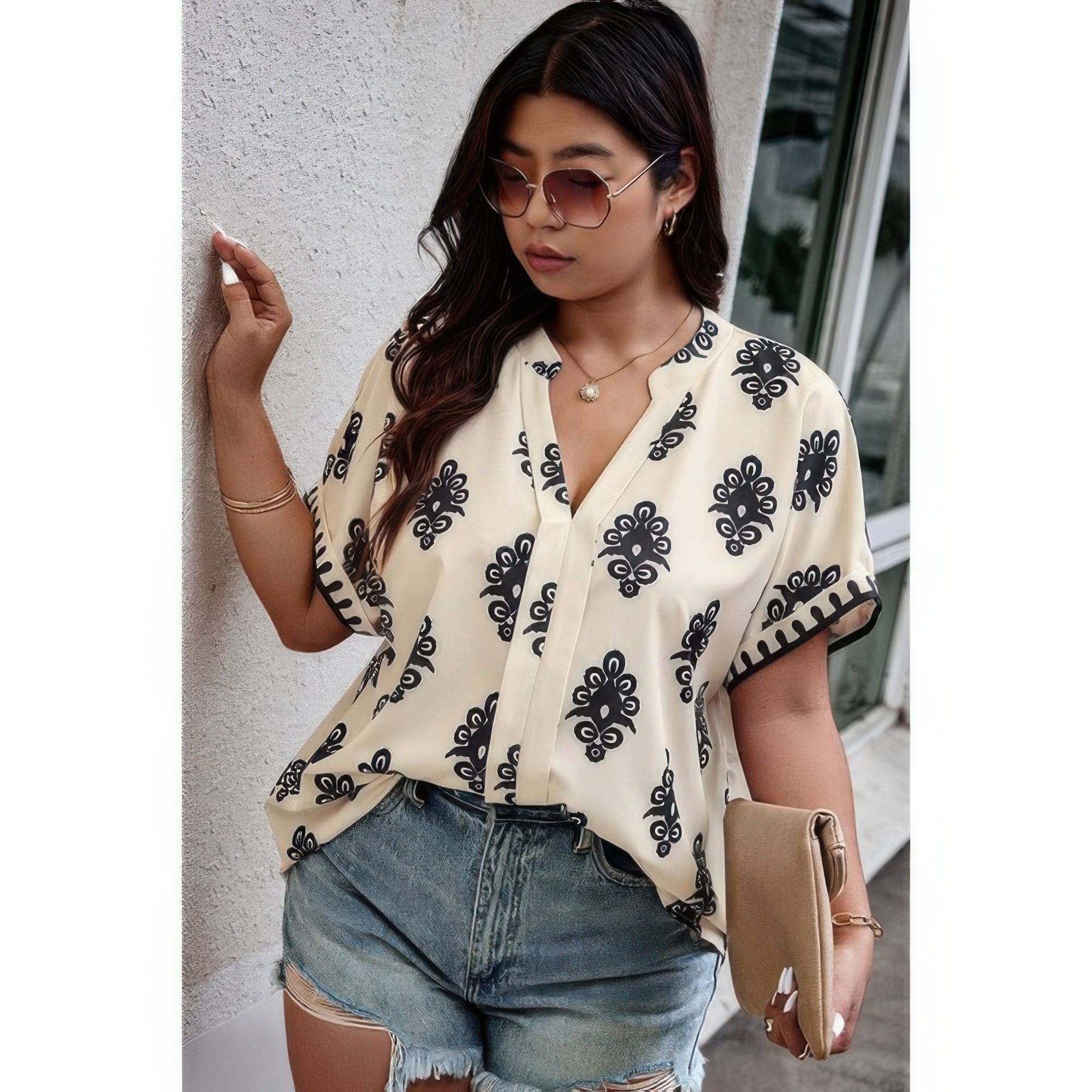 Plus Size Short Sleeve V Neck Printed Blouse - Wear Arielle