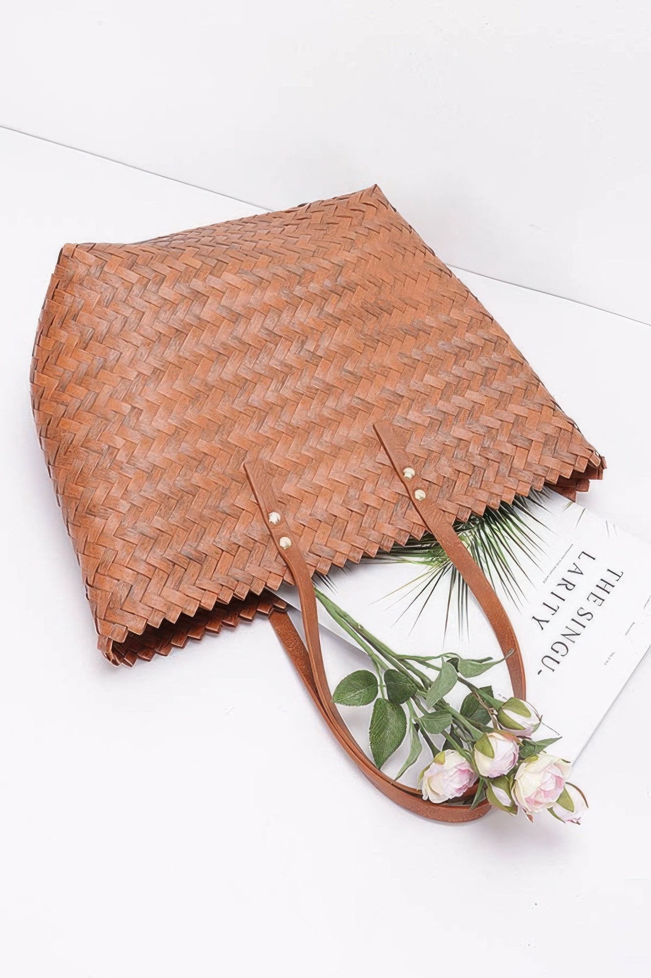 Pvc Braided Tote Bag - Wear Arielle