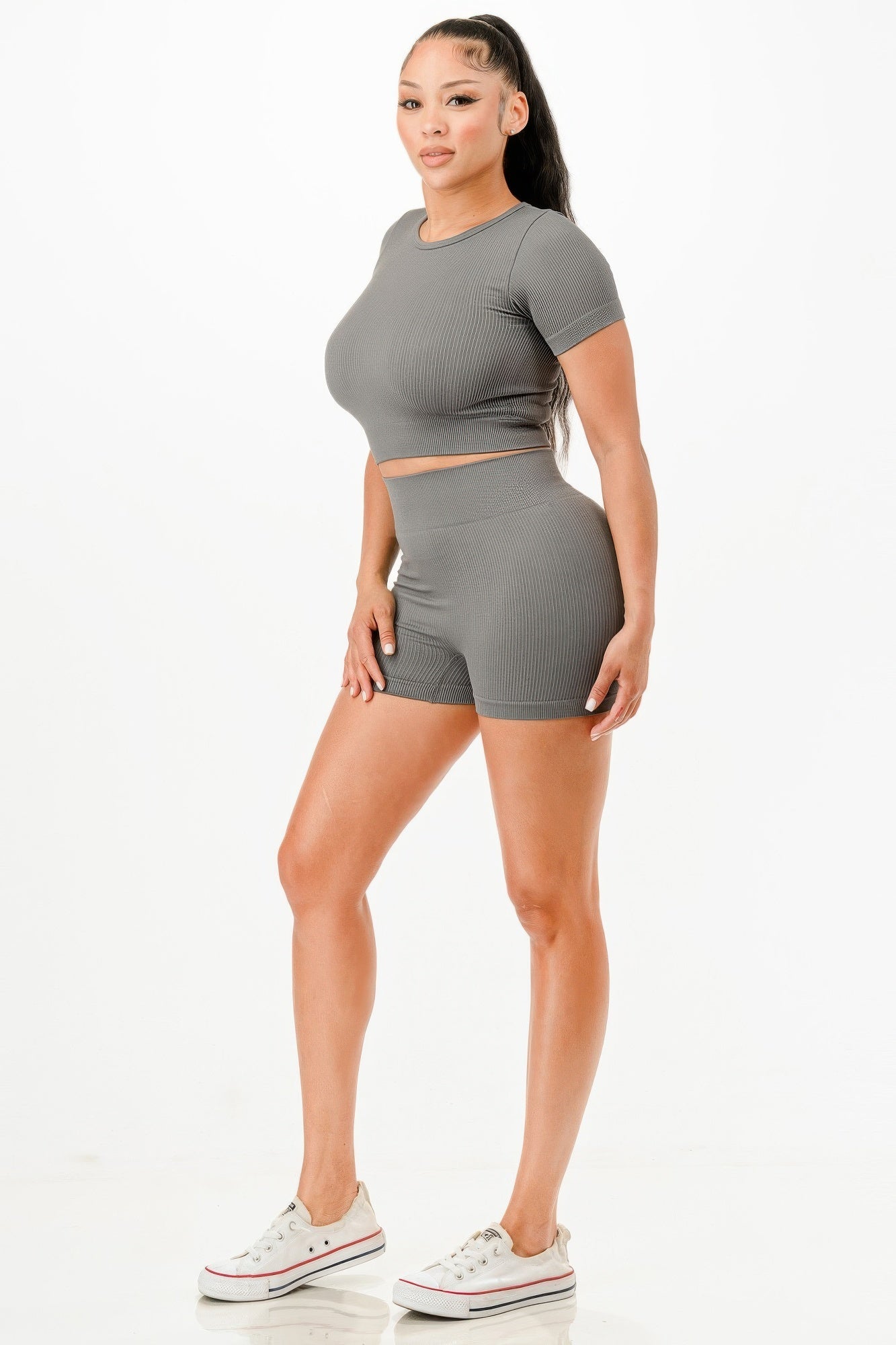 Ribbed Seamless T-shirt And Bike Shorts Set - Wear Arielle