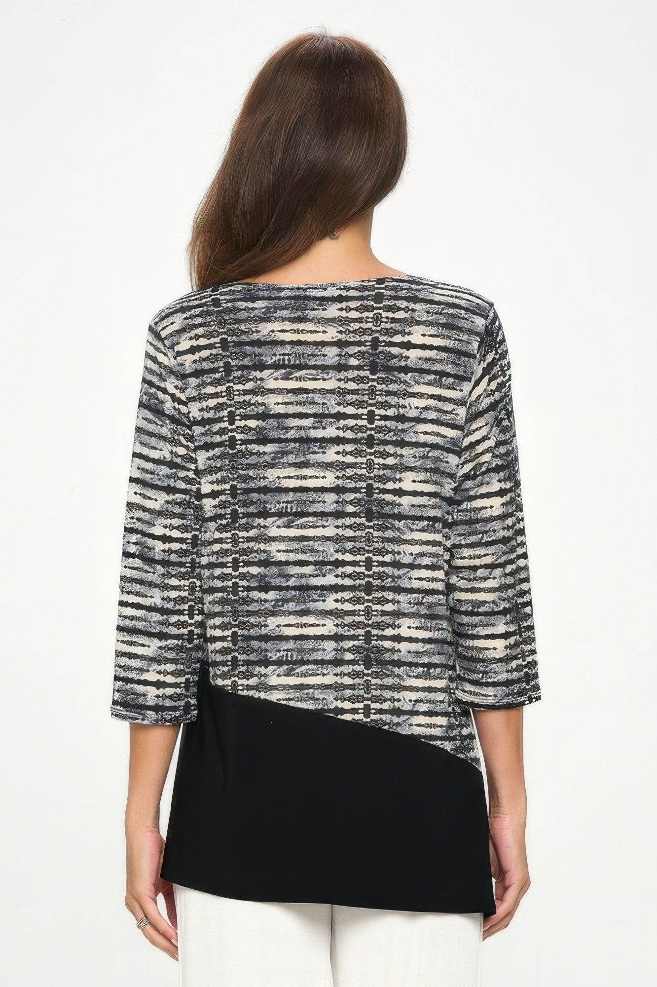 Round Neck Quarter Sleeve Top - Wear Arielle