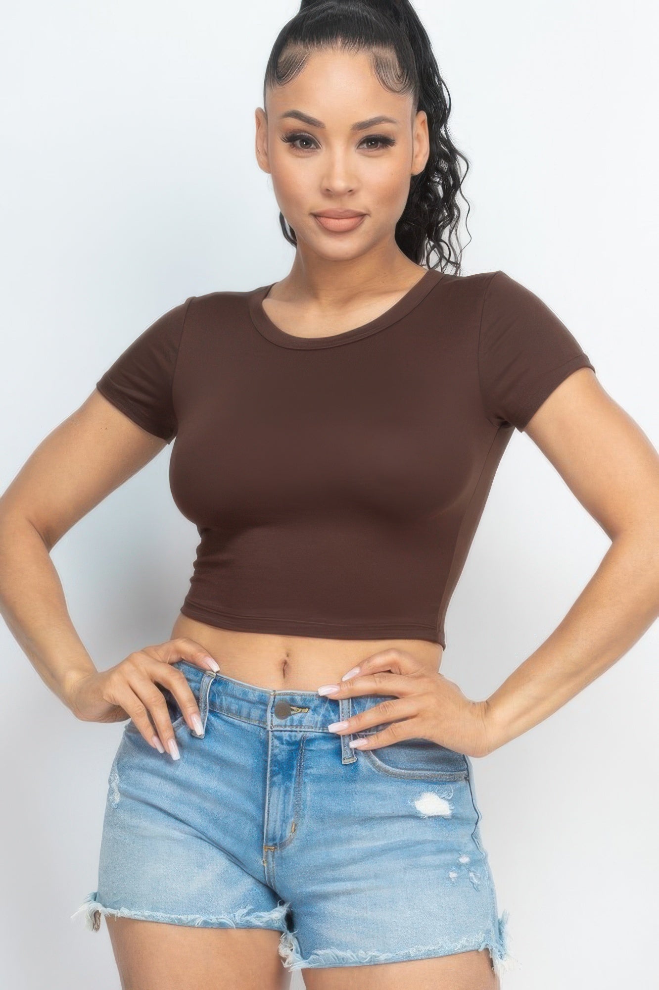 Short Sleeve Roundneck Crop Top - Wear Arielle