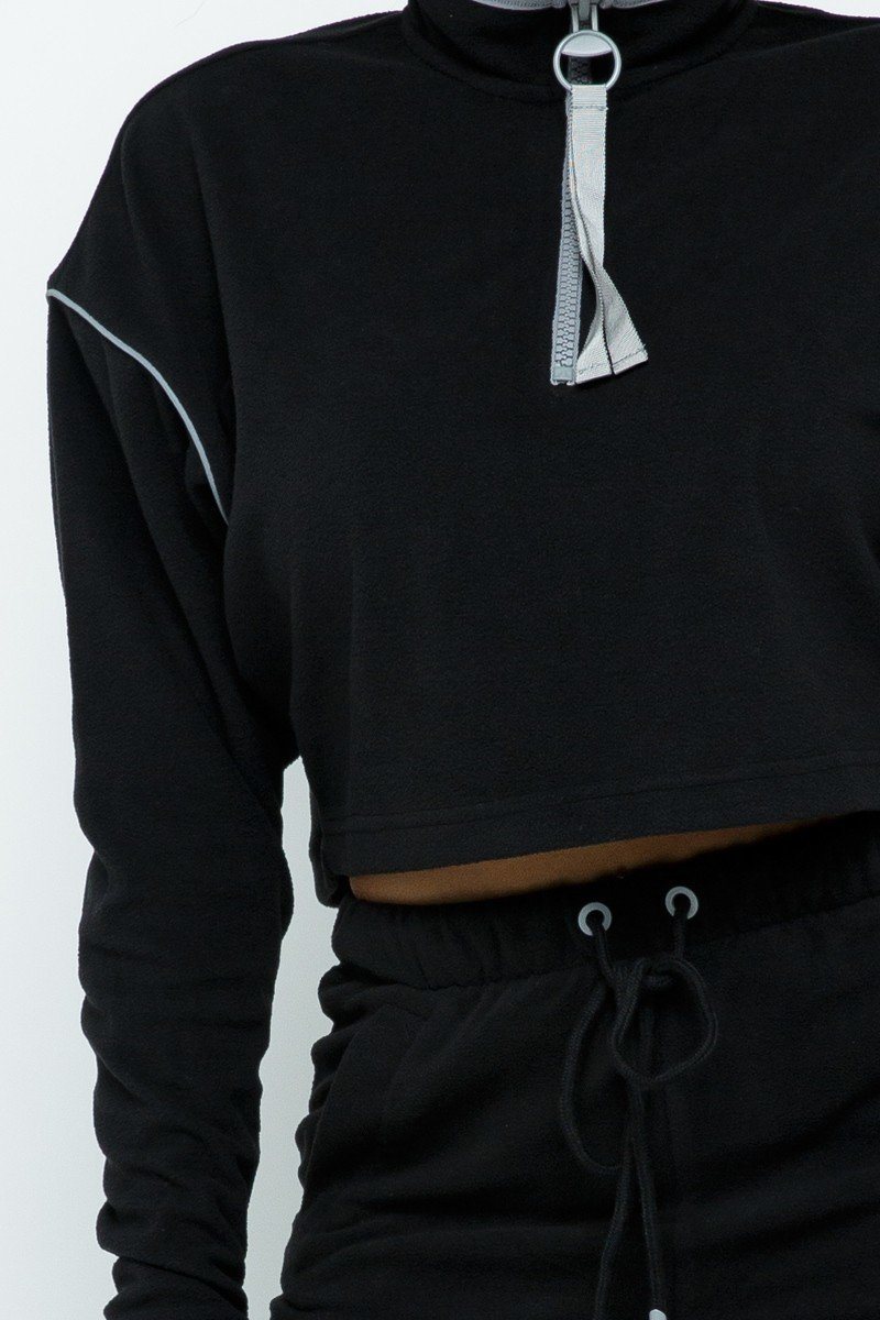 Sporty Crop Top Sporty High - waist Shorts Set - Wear Arielle