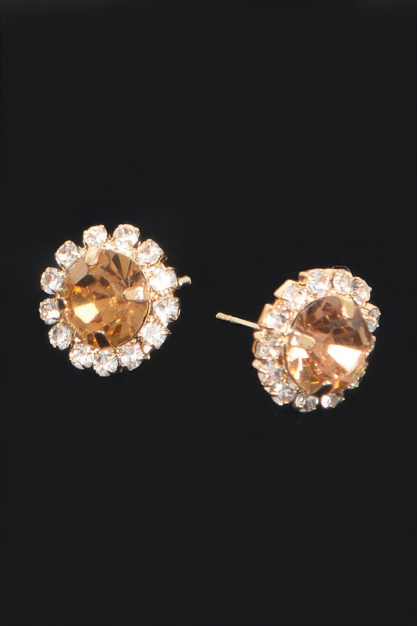 Stone Stud Earring - Wear Arielle