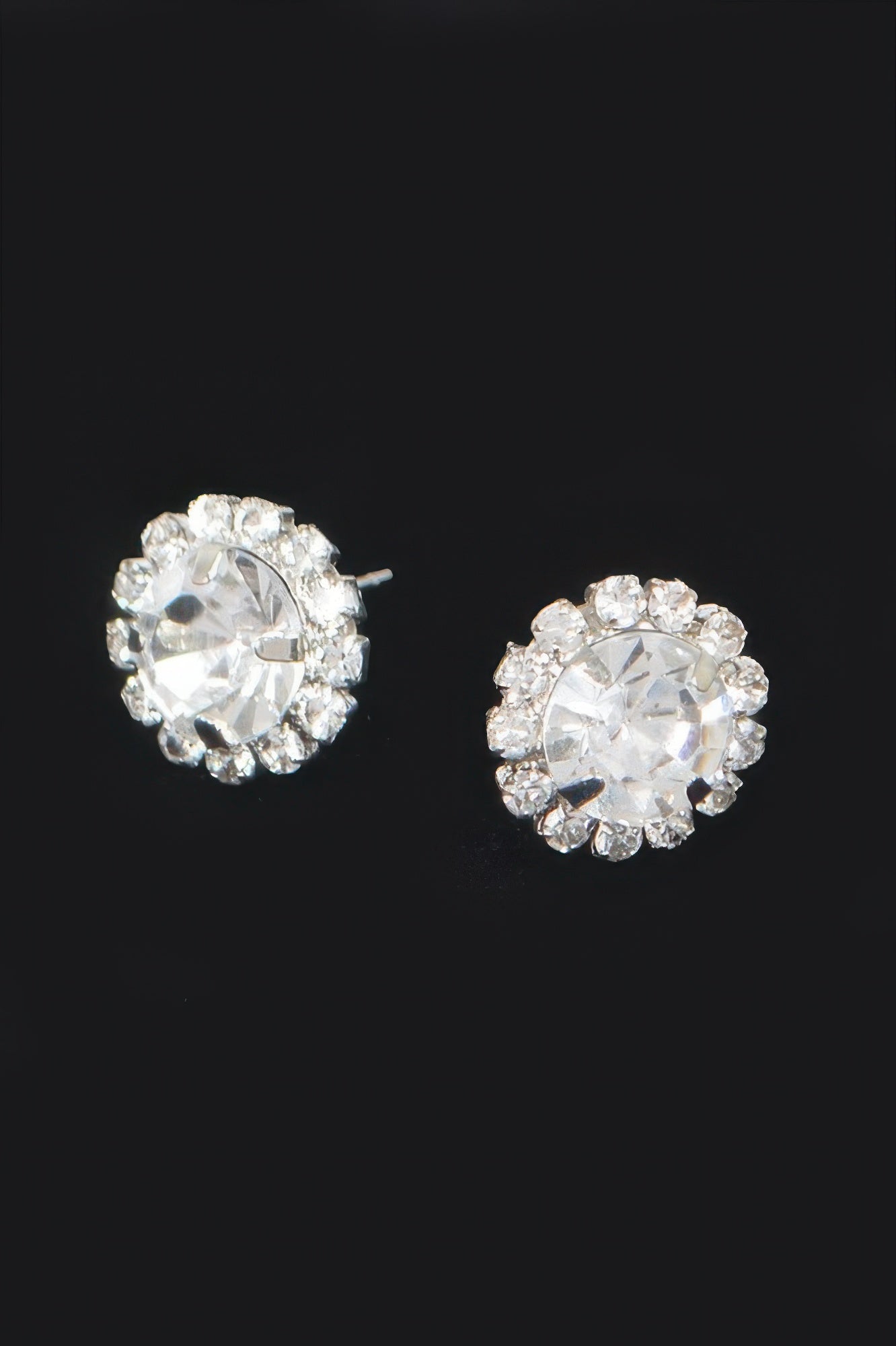 Stone Stud Earring - Wear Arielle