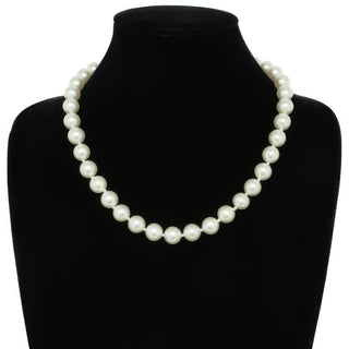 White Pearlescent Pearl Beaded Necklace - Wear Arielle
