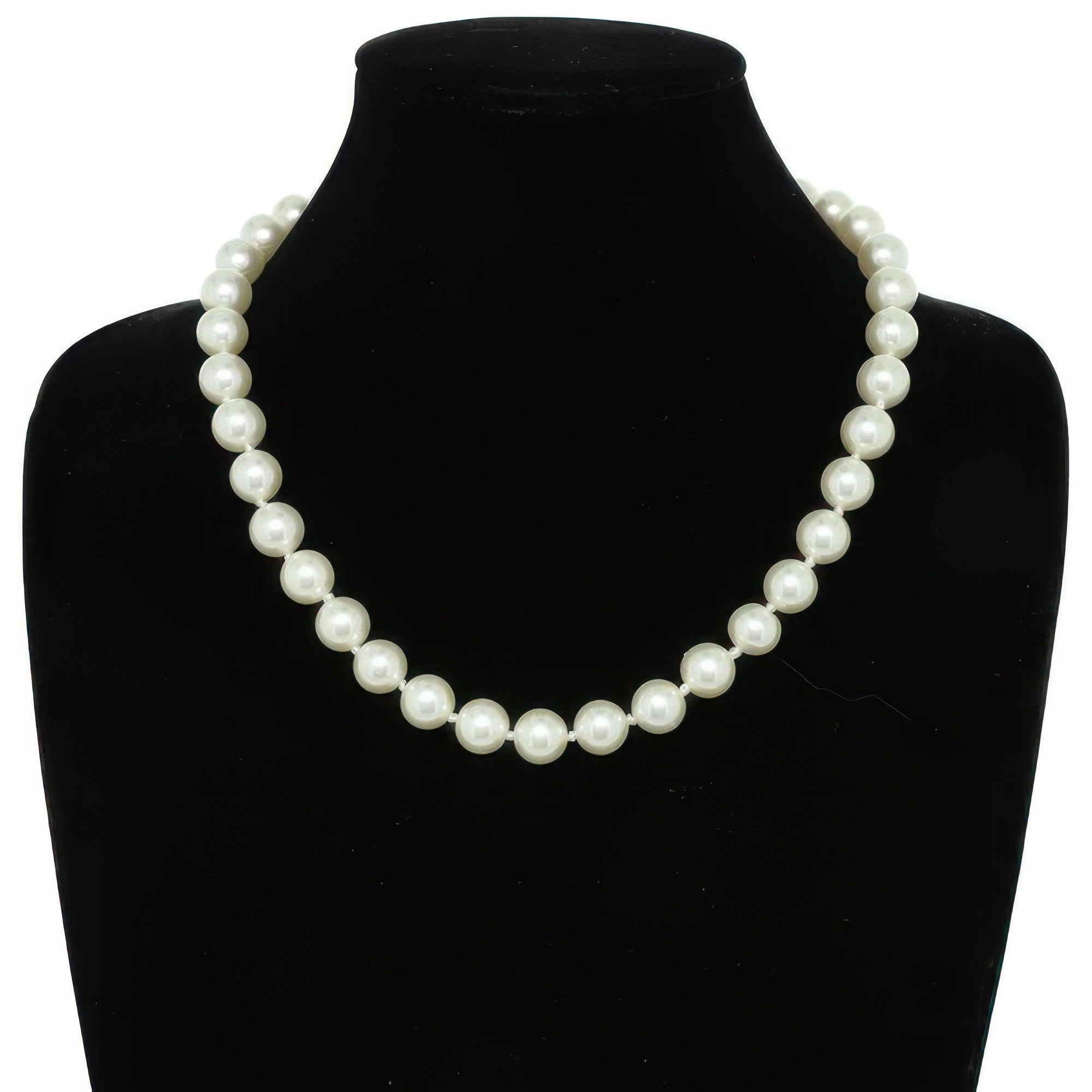 White Pearlescent Pearl Beaded Necklace - Wear Arielle